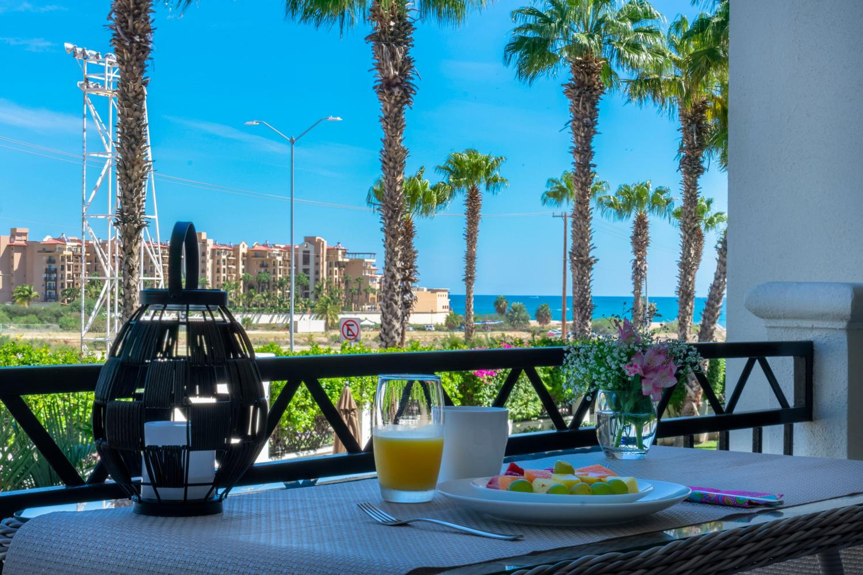 Condo Paraiso - Luxurious new condo 300mt from the beach view 3