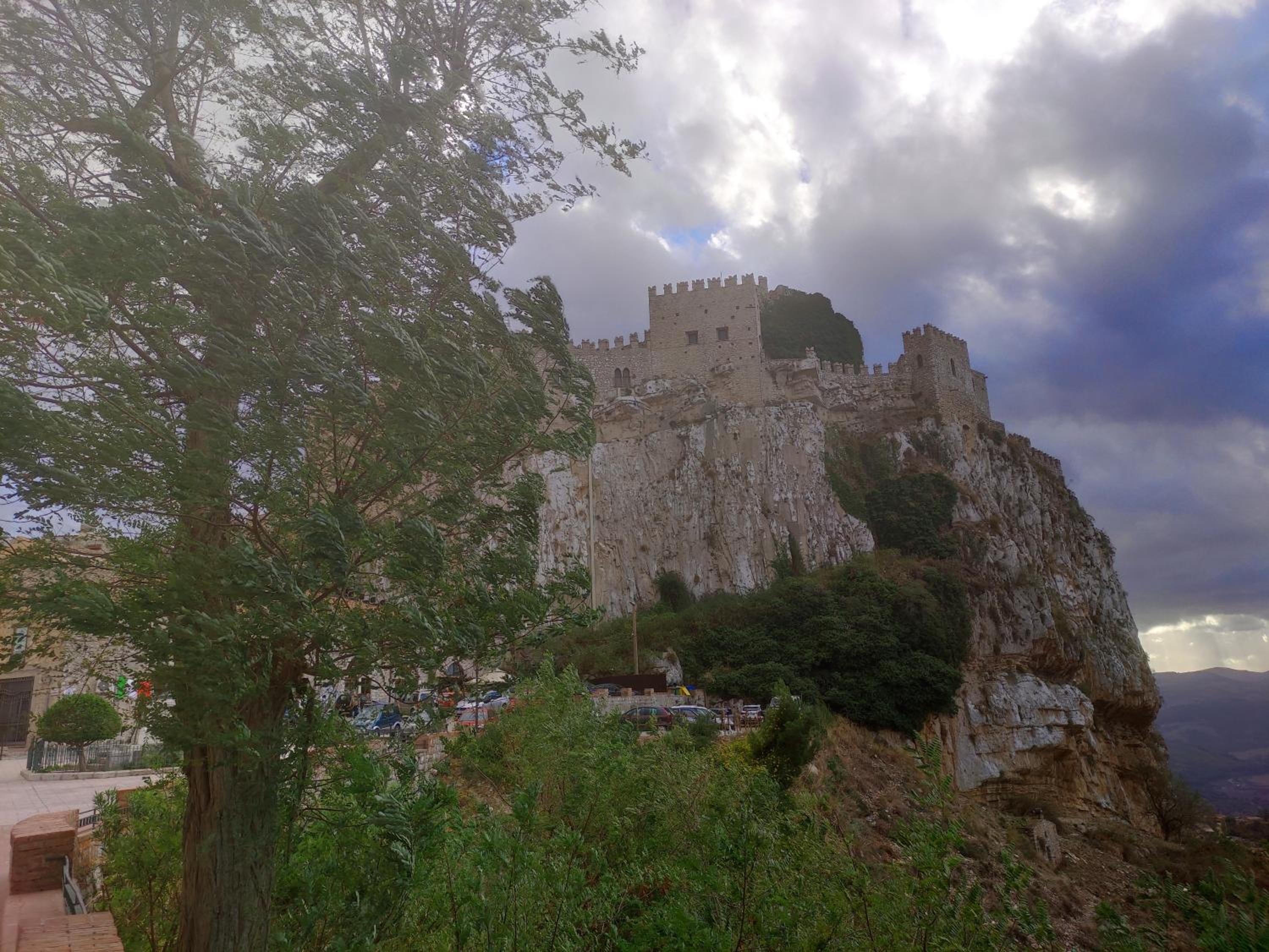 La casa sotto il castello