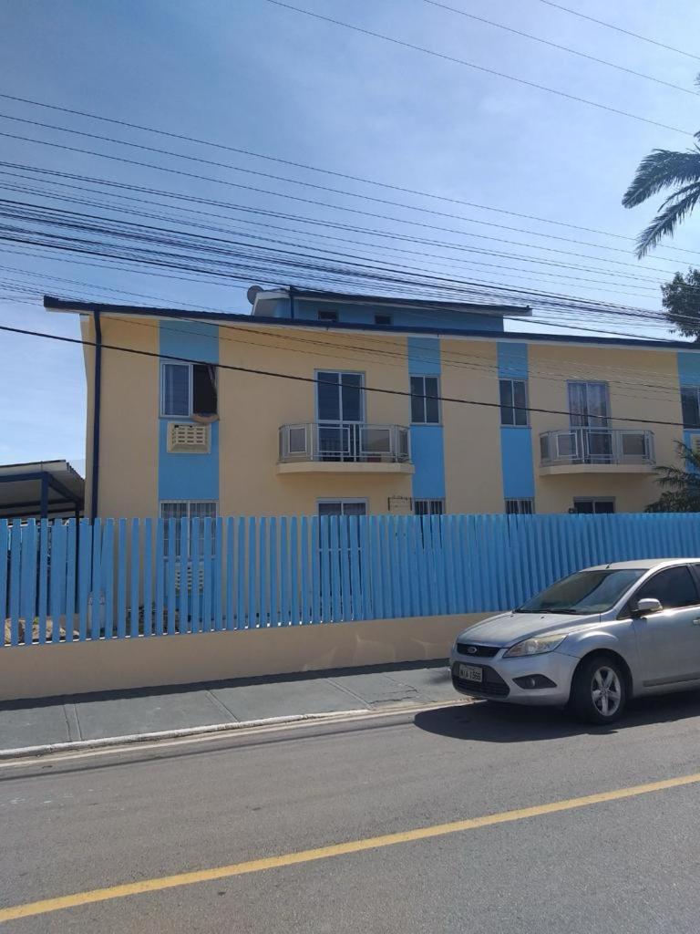 AP com Piscina em Porto Belo