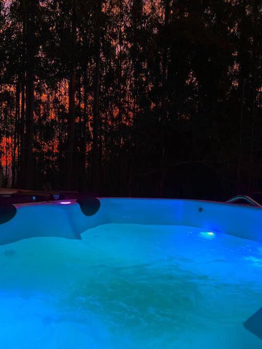 Cabana Raízes: A-Frame com vista para as montanhas