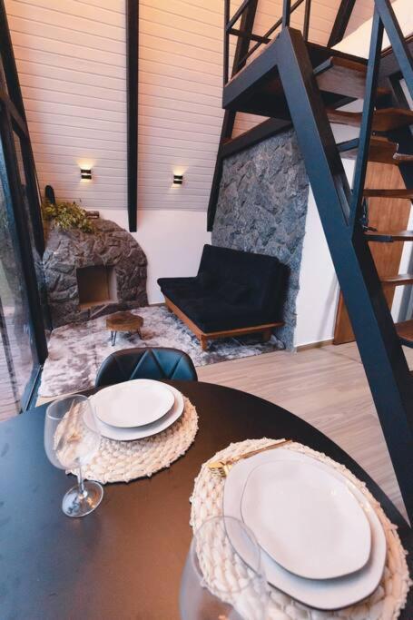 Cabana Raízes: A-Frame com vista para as montanhas