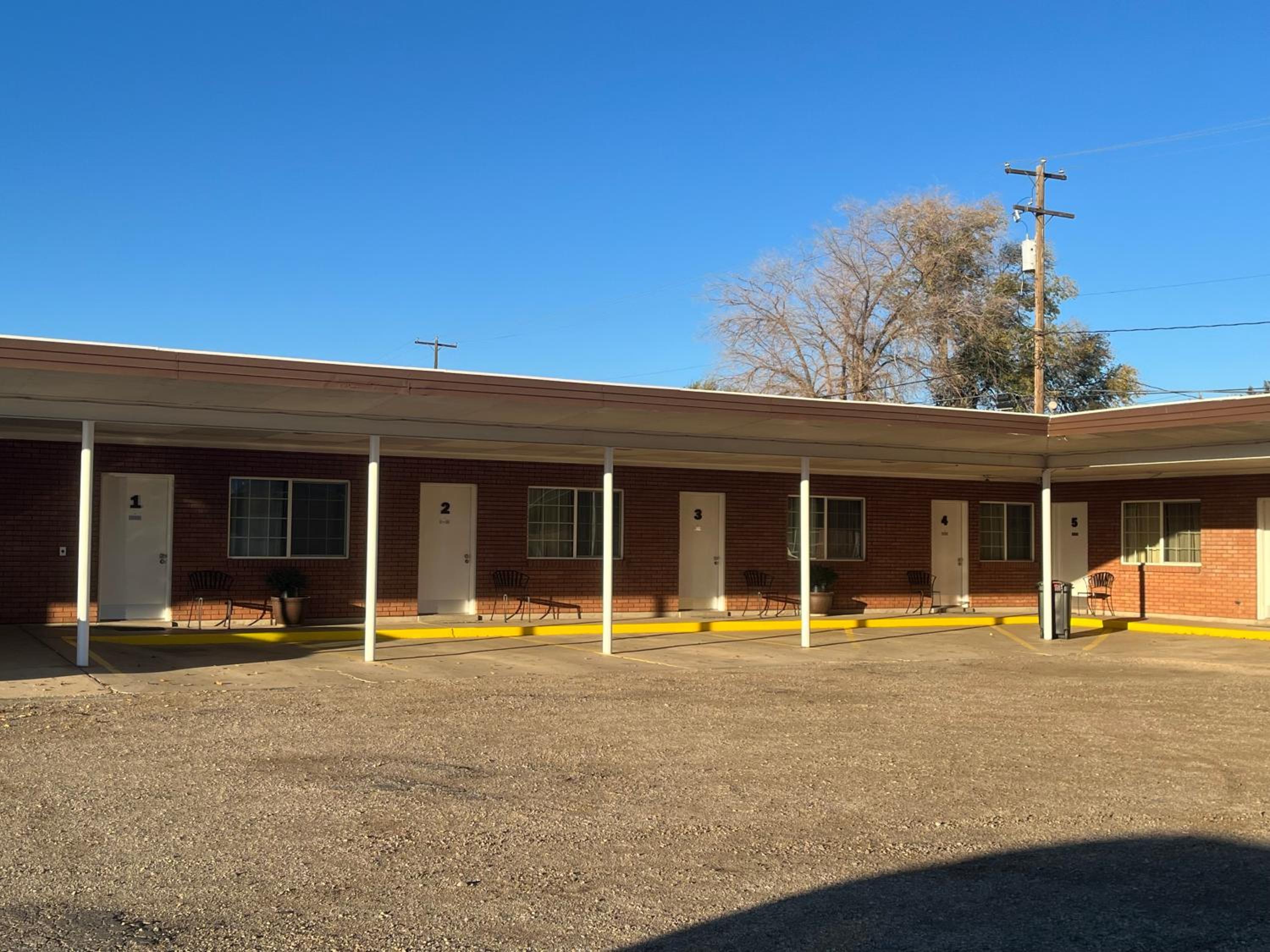 DeLano Motel & RV Park - Beaver, UT Near I-15 Bryce Canyon, Zion view 5