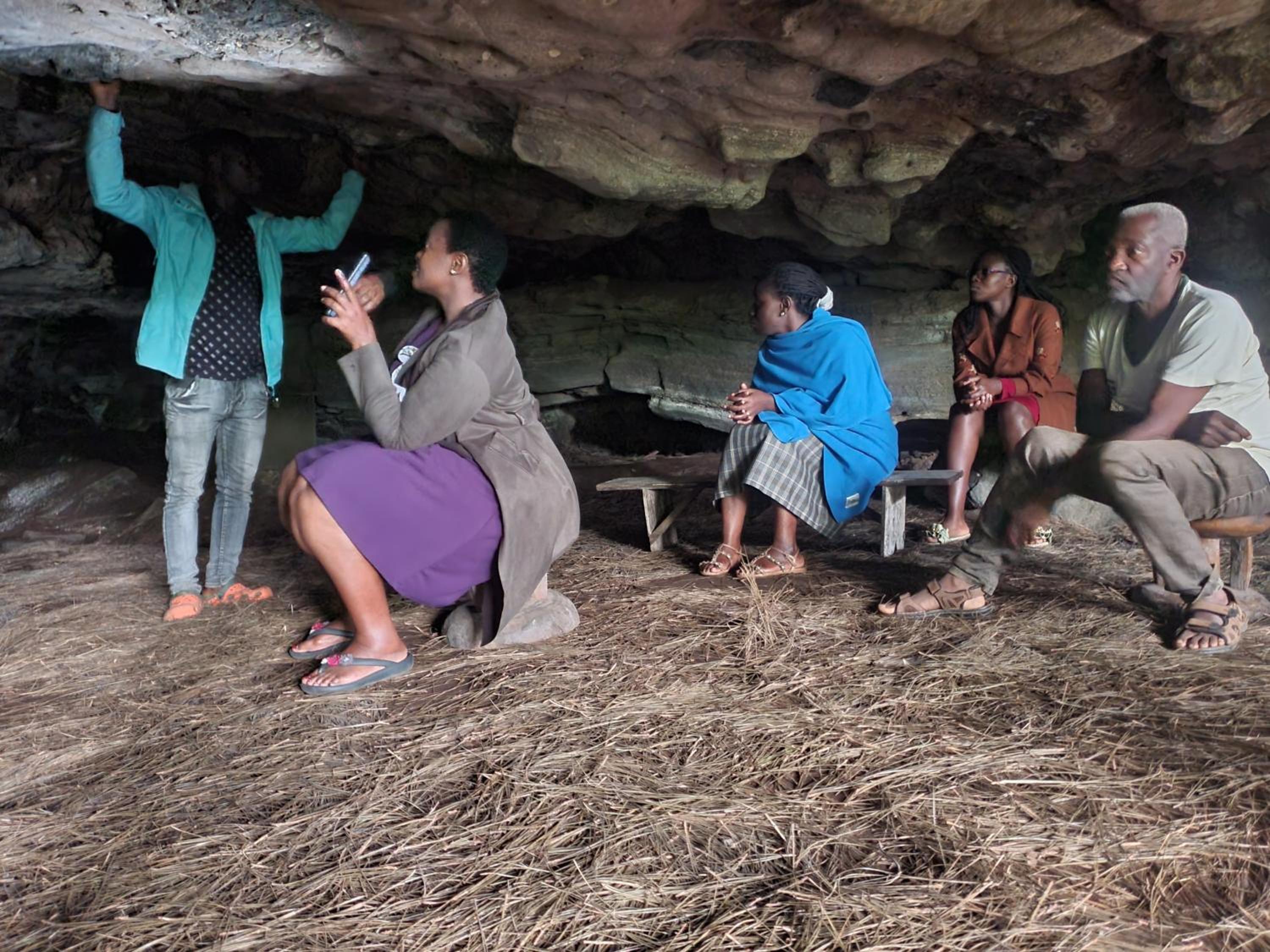 Dave the Cave Eco Lodge and Cultural Campsite
