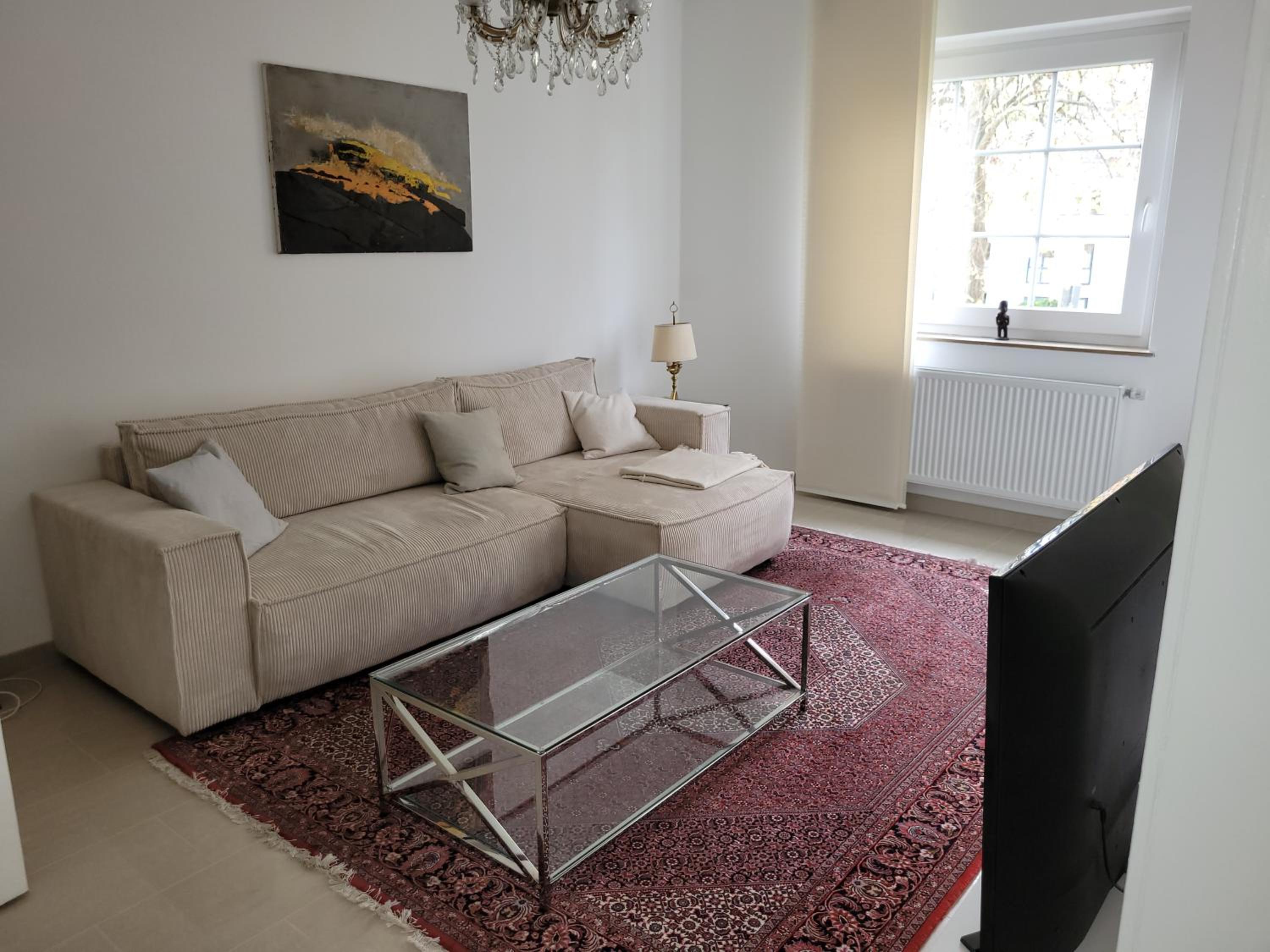 Stilvoll eingerichtete Altbauwohnung