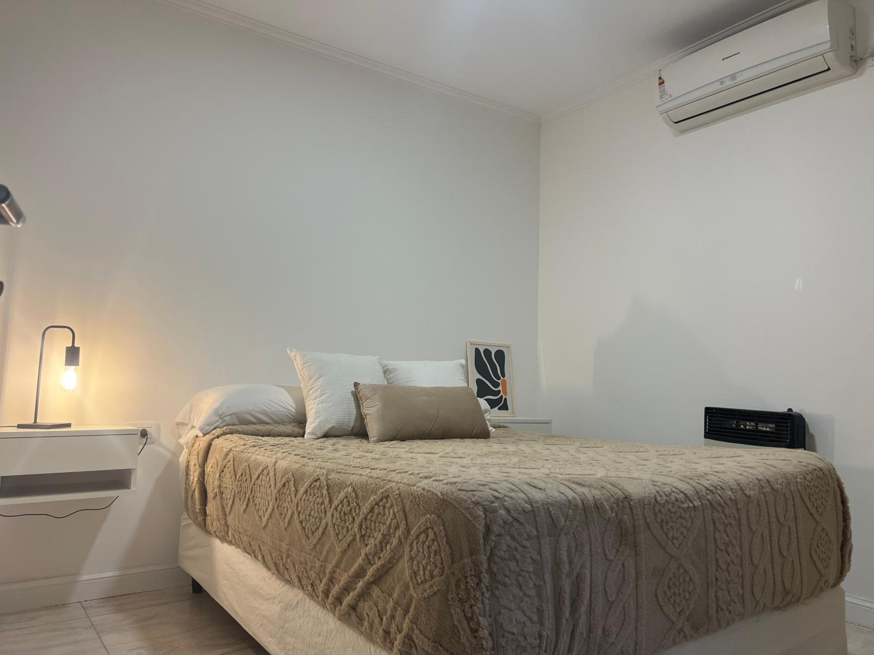 Completo-Comodidad y estilo superior centrico