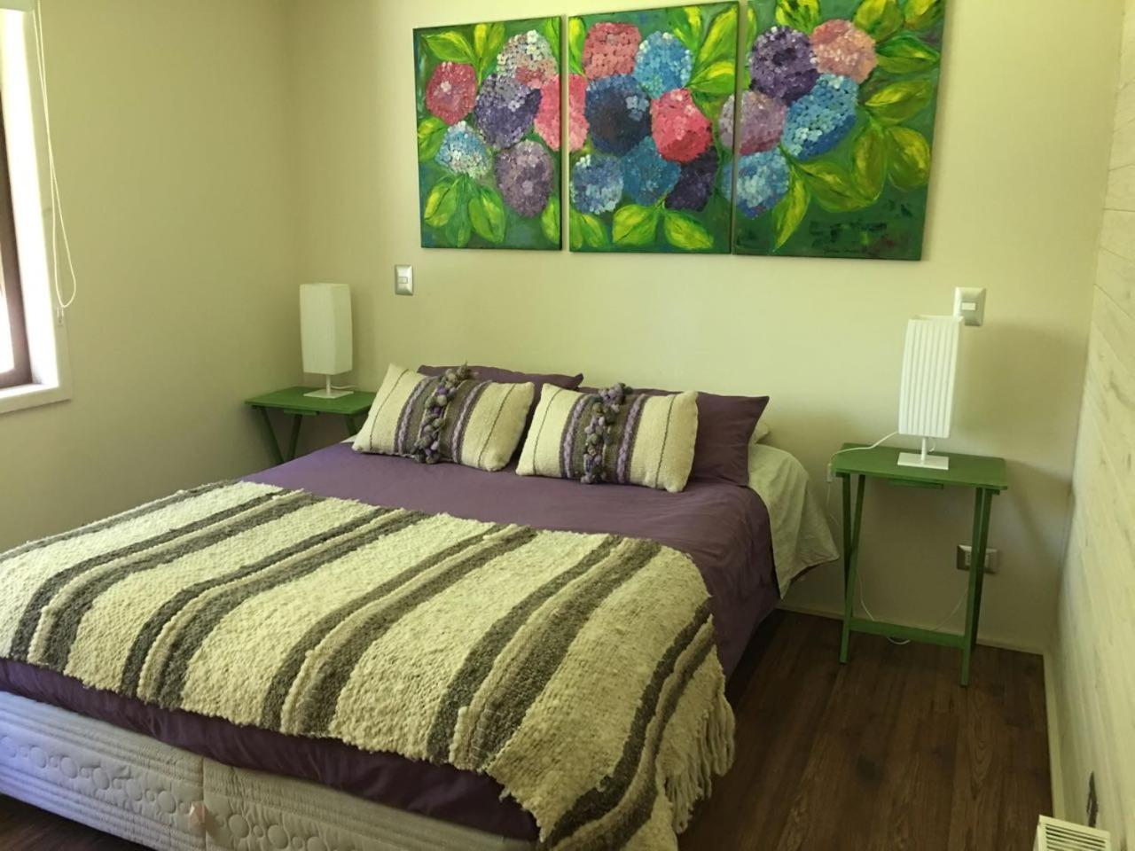 Exclusiva casa 6D 6B en condominio con acceso a lago