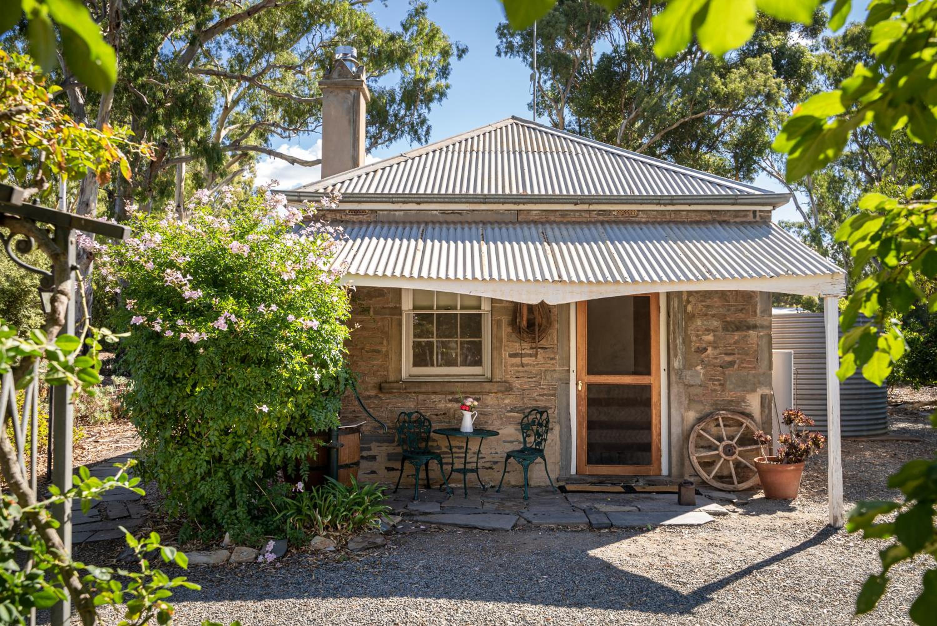 Reillys Wines Heritage Cottages