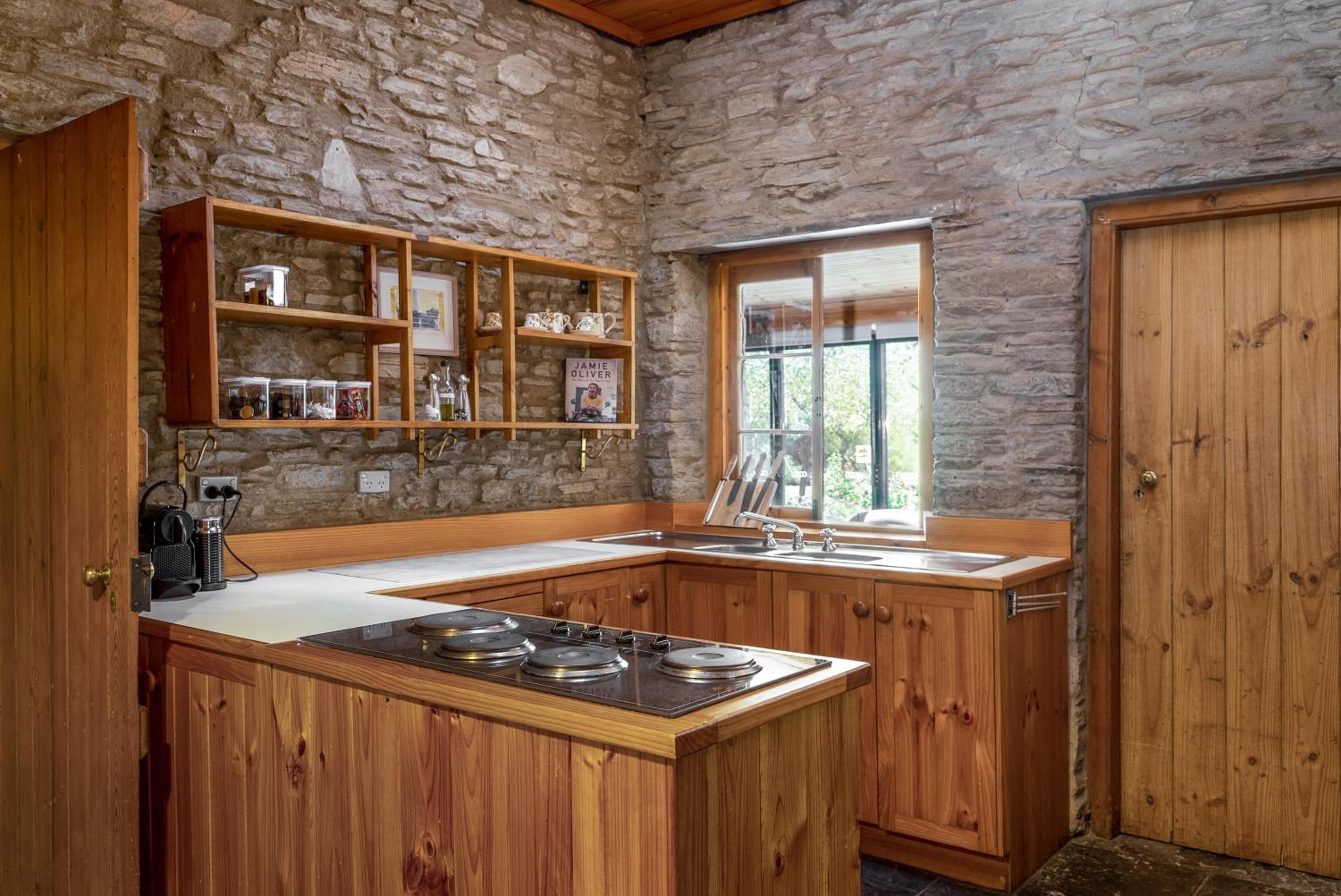 Reillys Wines Heritage Cottages