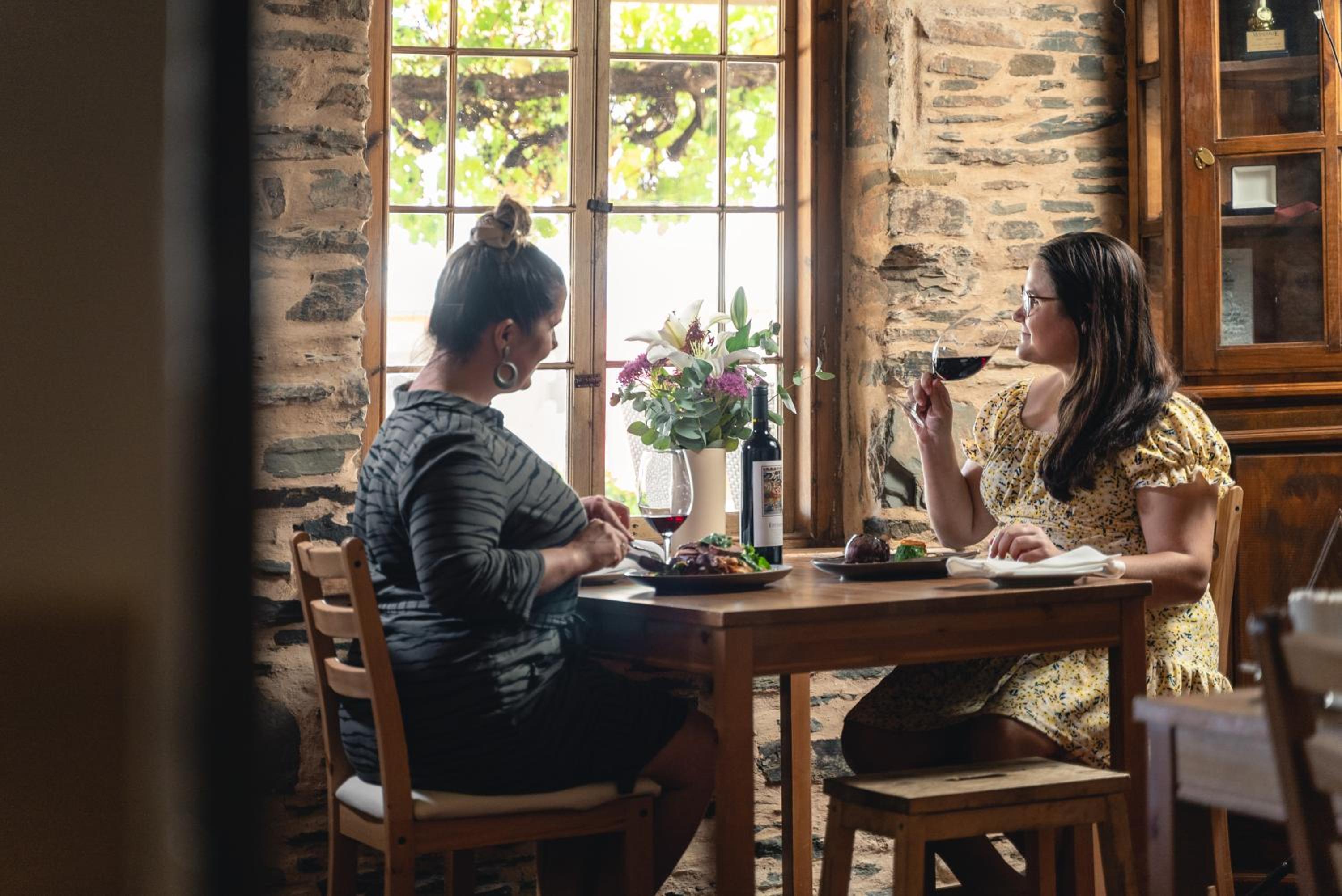 Reillys Wines Heritage Cottages