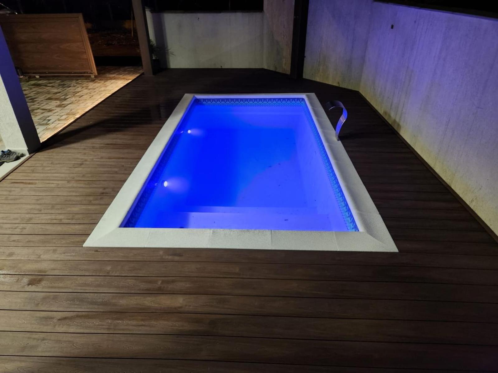 CASA PRAIA DE MARISCAL, BOMBINHAS