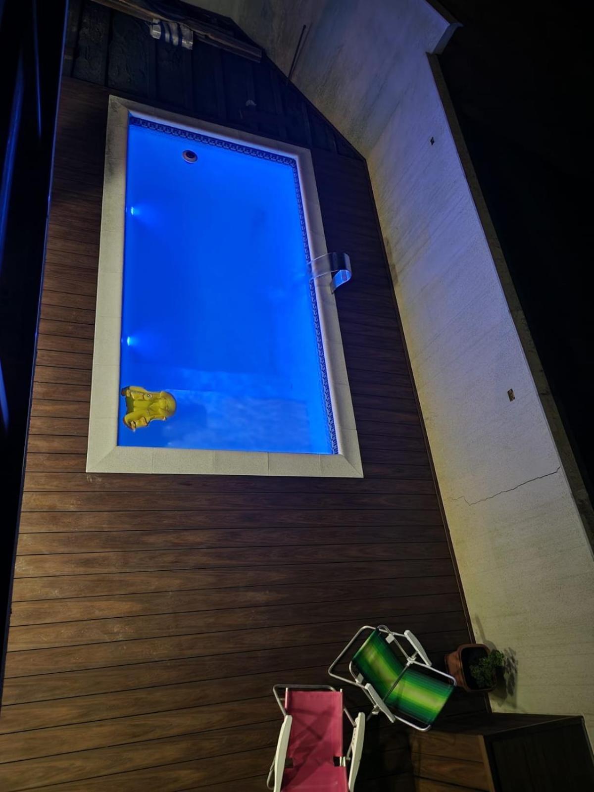 CASA PRAIA DE MARISCAL, BOMBINHAS