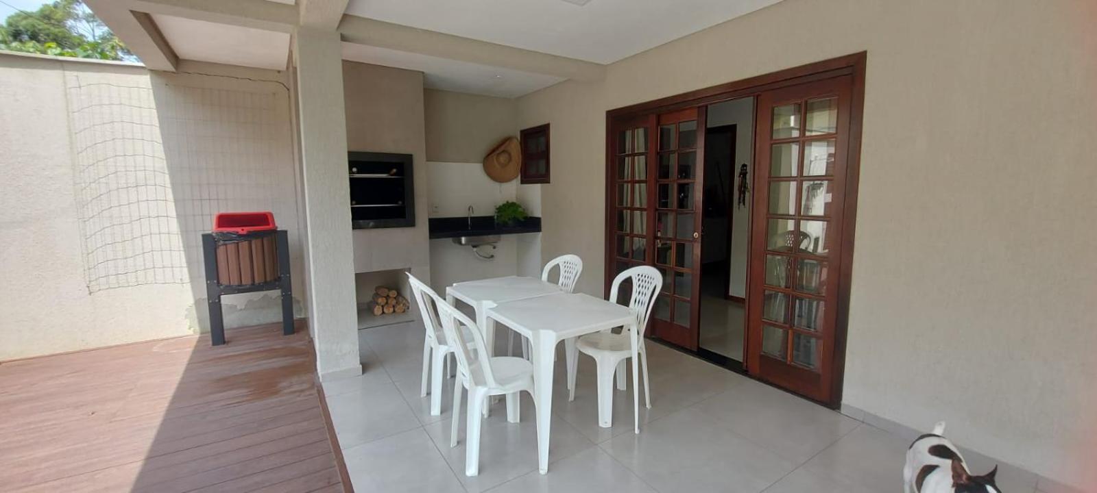 CASA PRAIA DE MARISCAL, BOMBINHAS