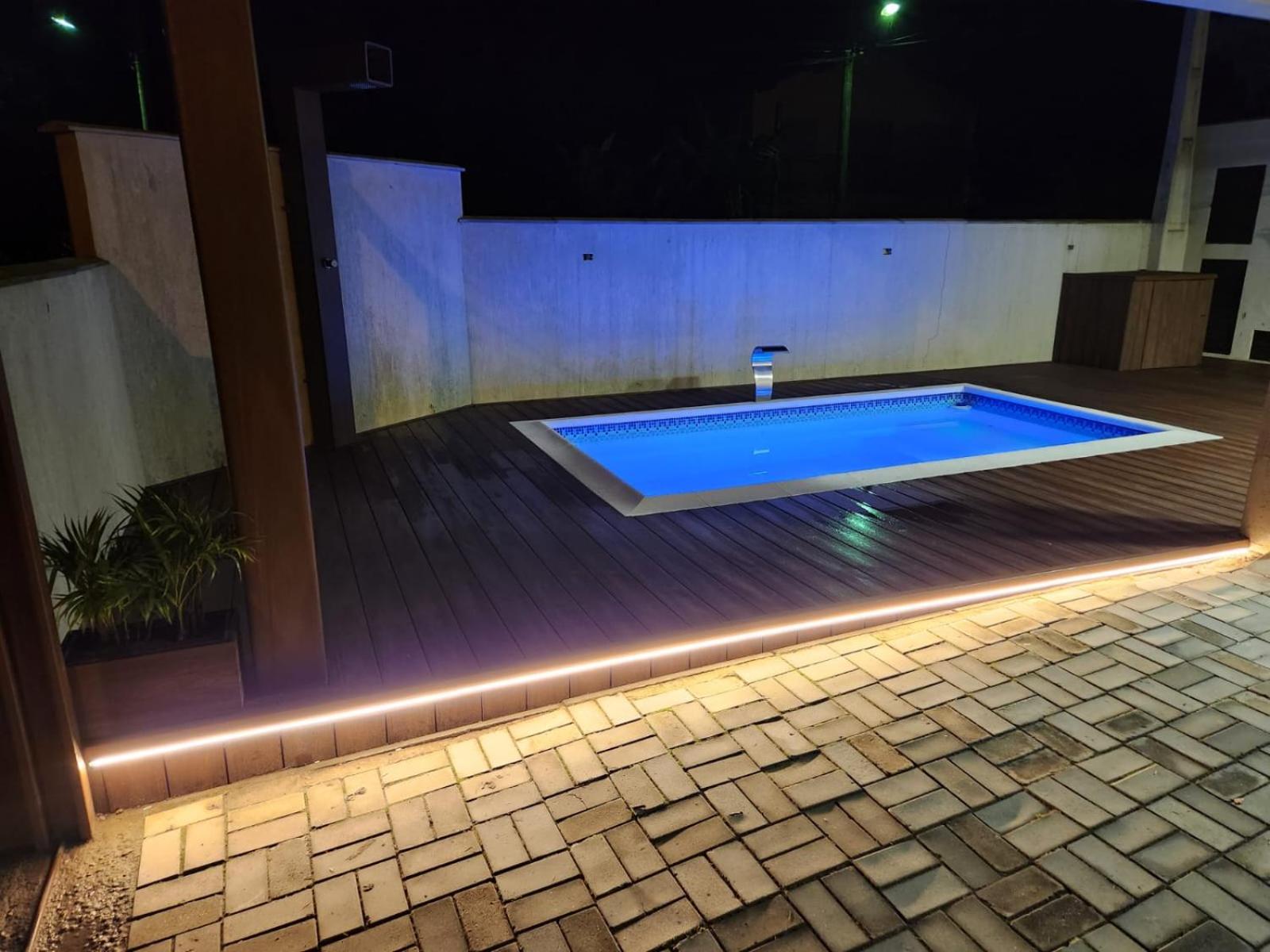 CASA PRAIA DE MARISCAL, BOMBINHAS