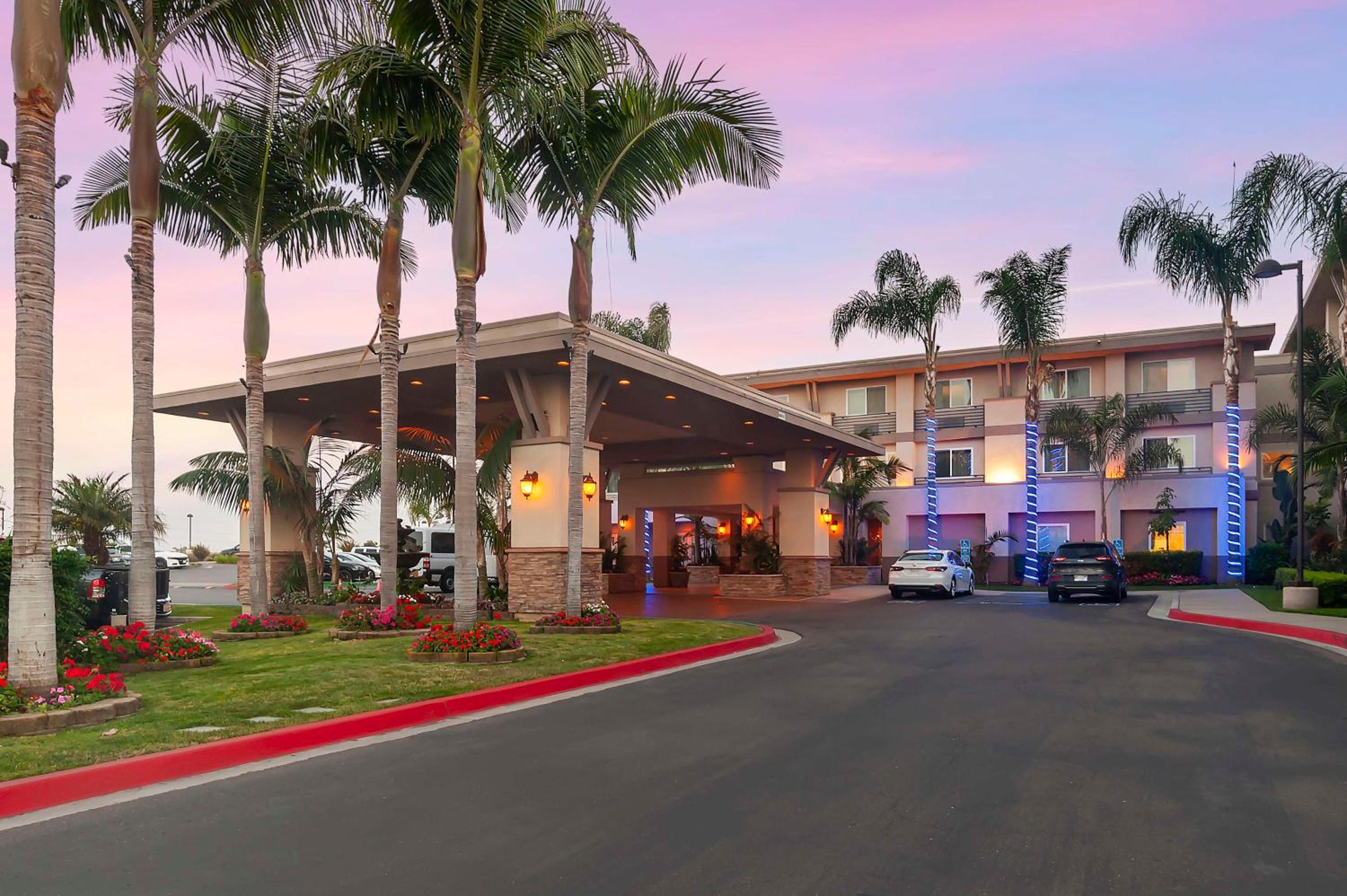 Best Western Plus Marina Gateway Hotel - Property Image 24