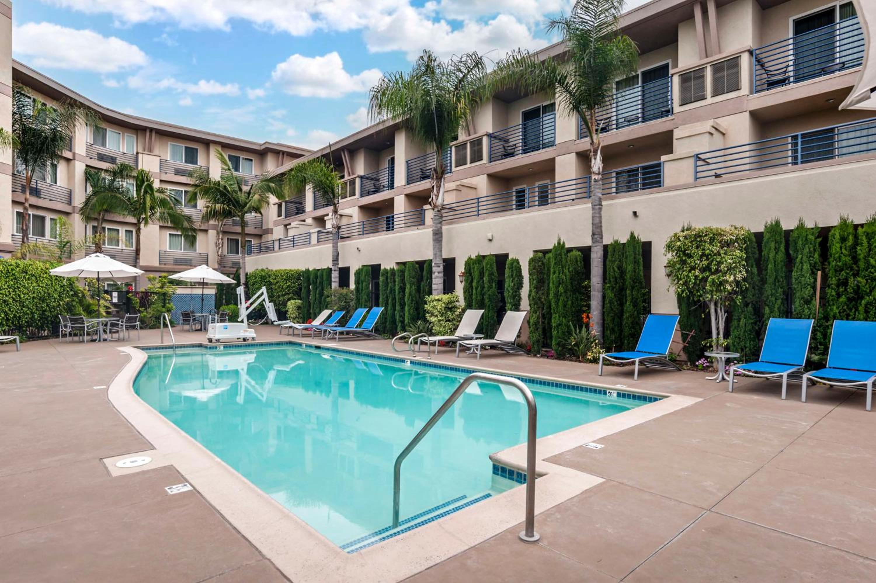Best Western Plus Marina Gateway Hotel - Property Image 25
