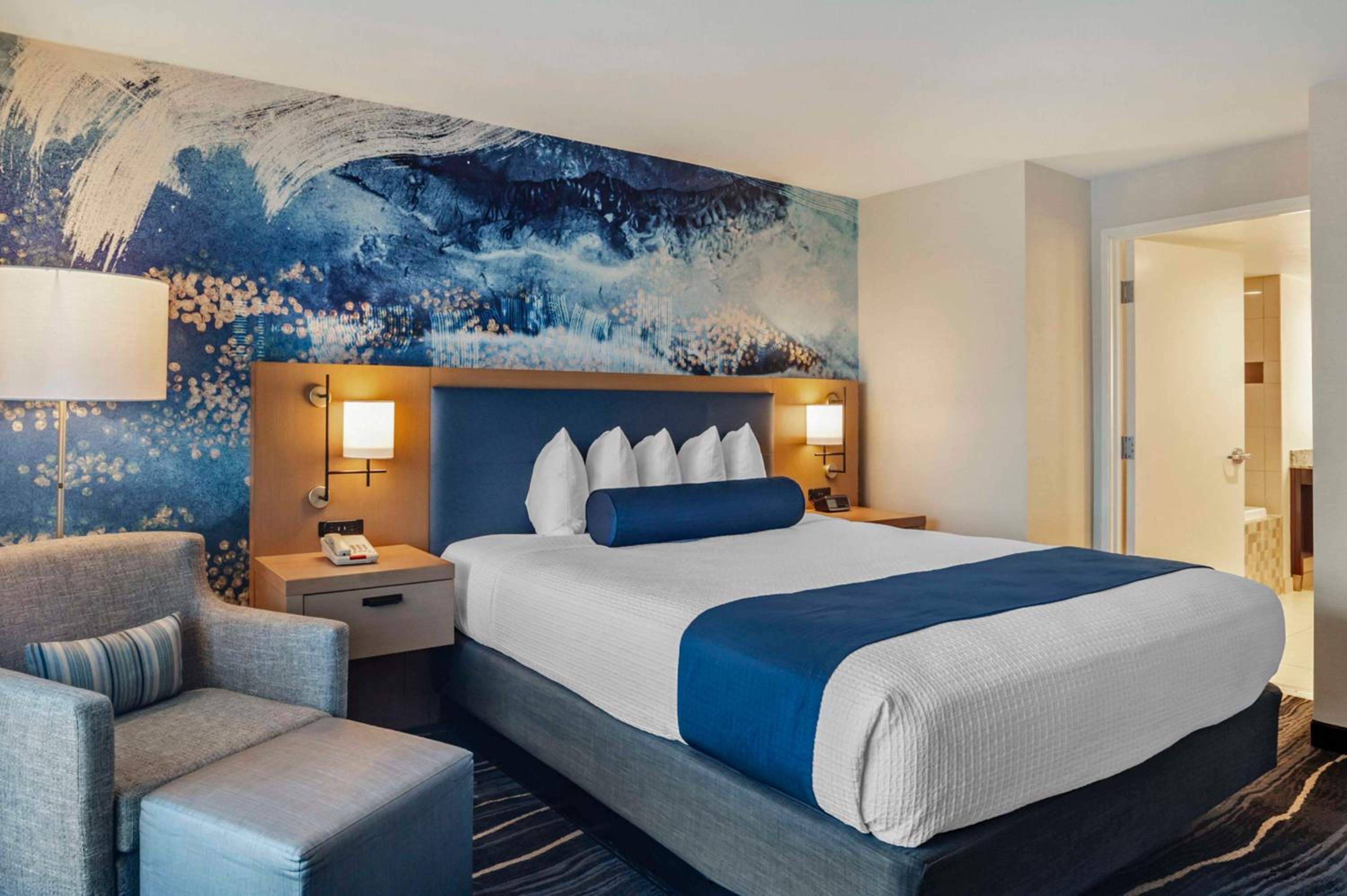 Best Western Plus Marina Gateway Hotel - Property Image 54