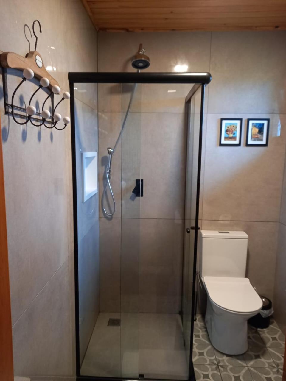 Cabana Van Gogh
