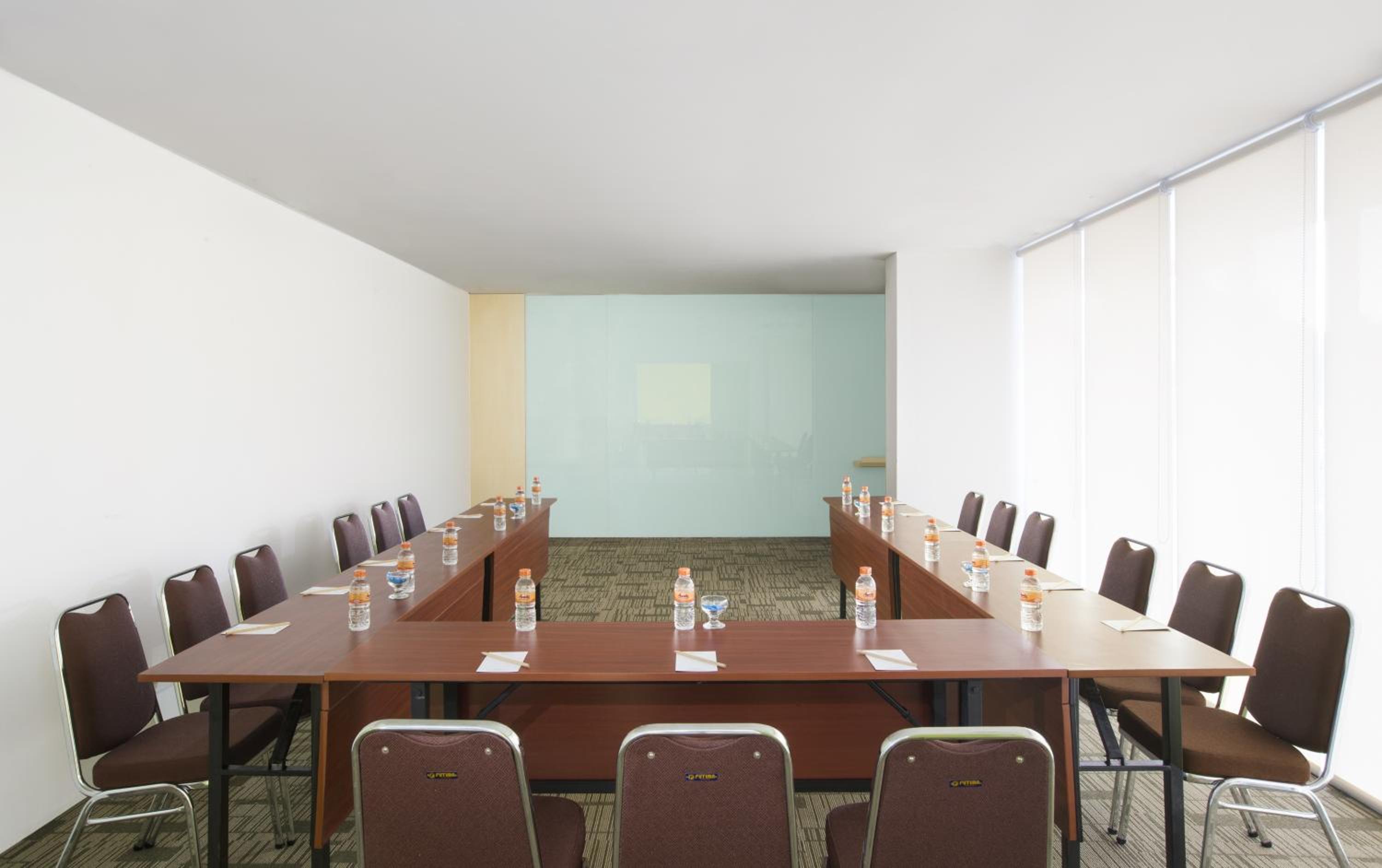 Hotel Zest Bogor by Swiss-Belhotel International - Image 1