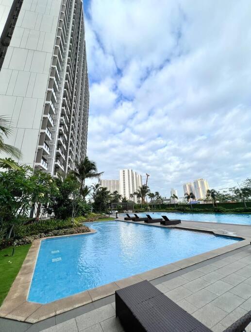 Livingatri - Skyhouse BSD next to AEON near ICE BSD view 3