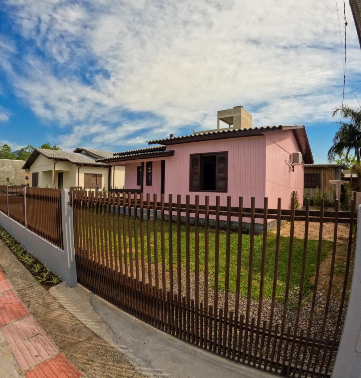 Hospedagem Aconchego da casa Rosa