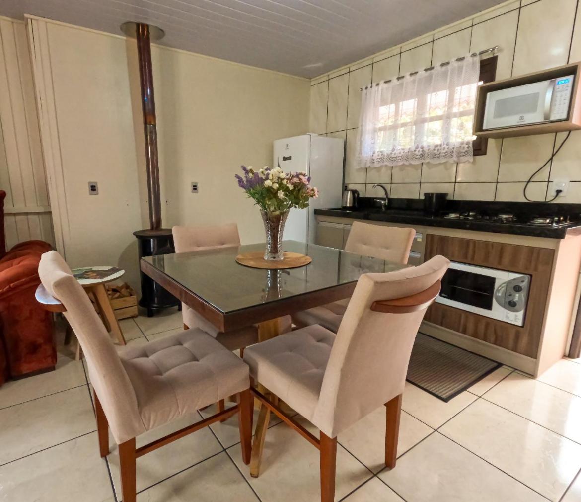 Hospedagem Aconchego da casa Rosa