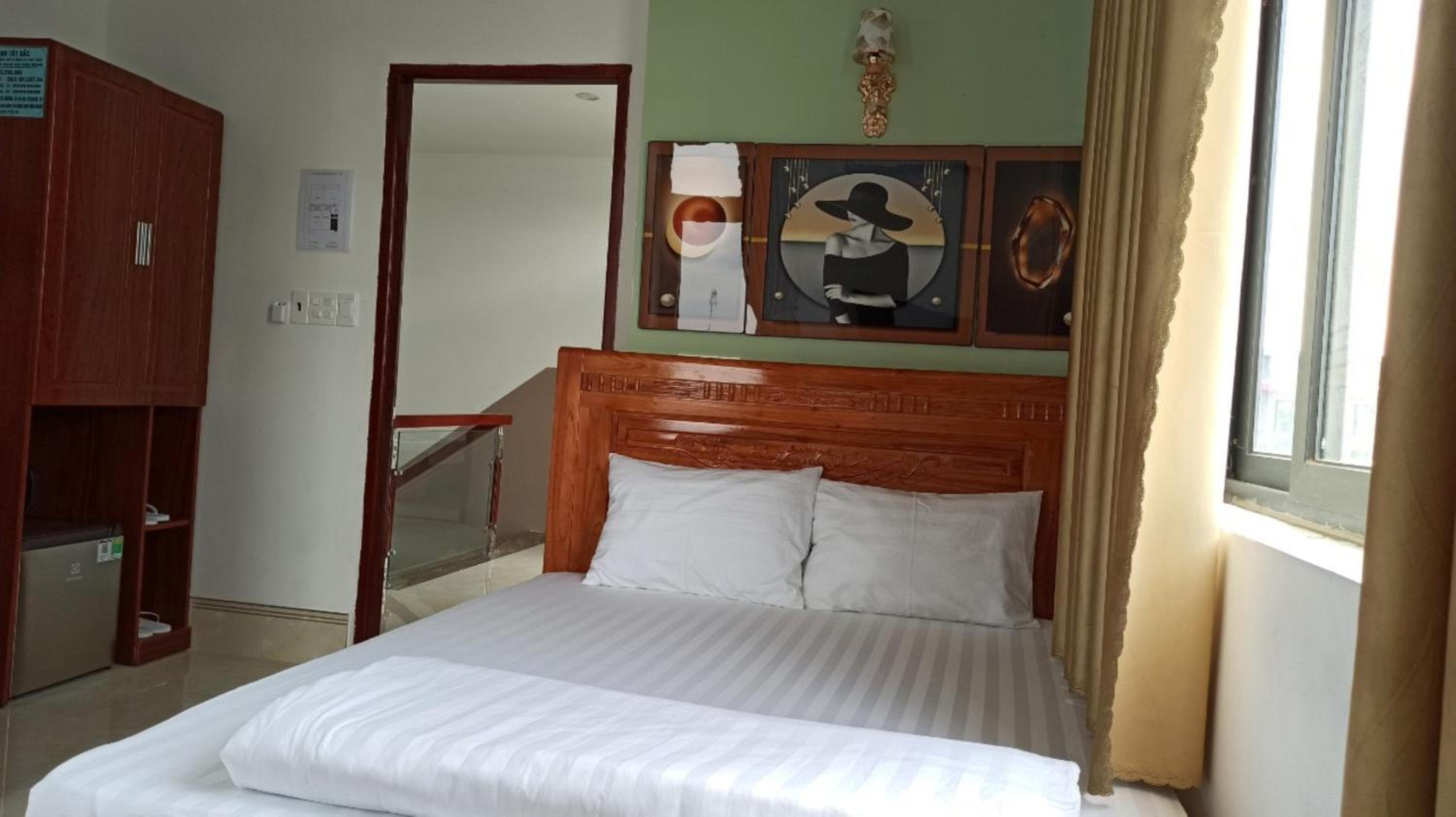 Hostel Luxury Tây Bắc view 3