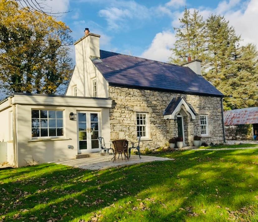 Hotel Sadie’s Rose Cottage - Image 1