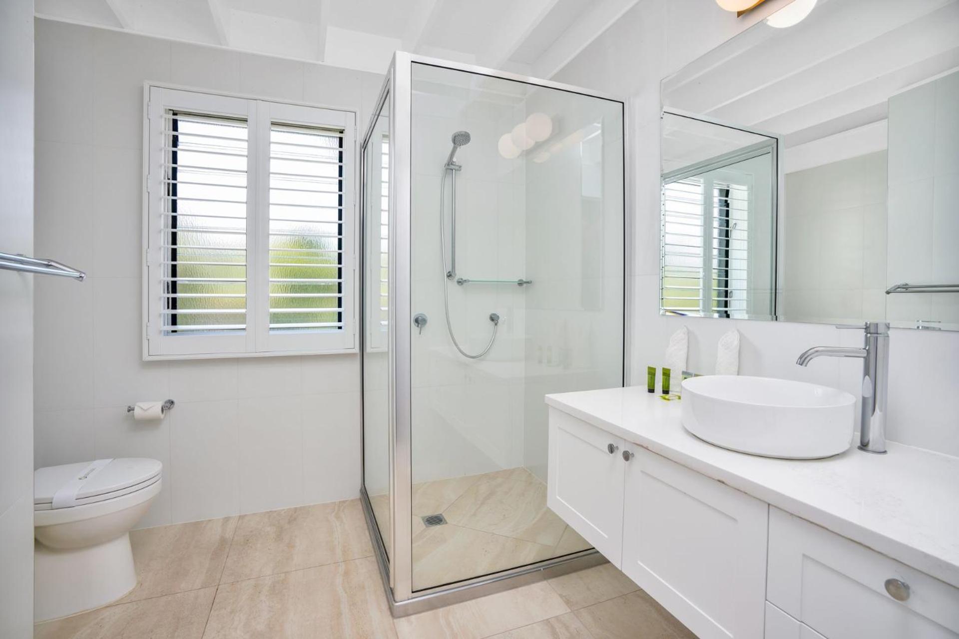 Surfside Beach House 23 Rainbow Shores Aircon Walk To Beach Pool