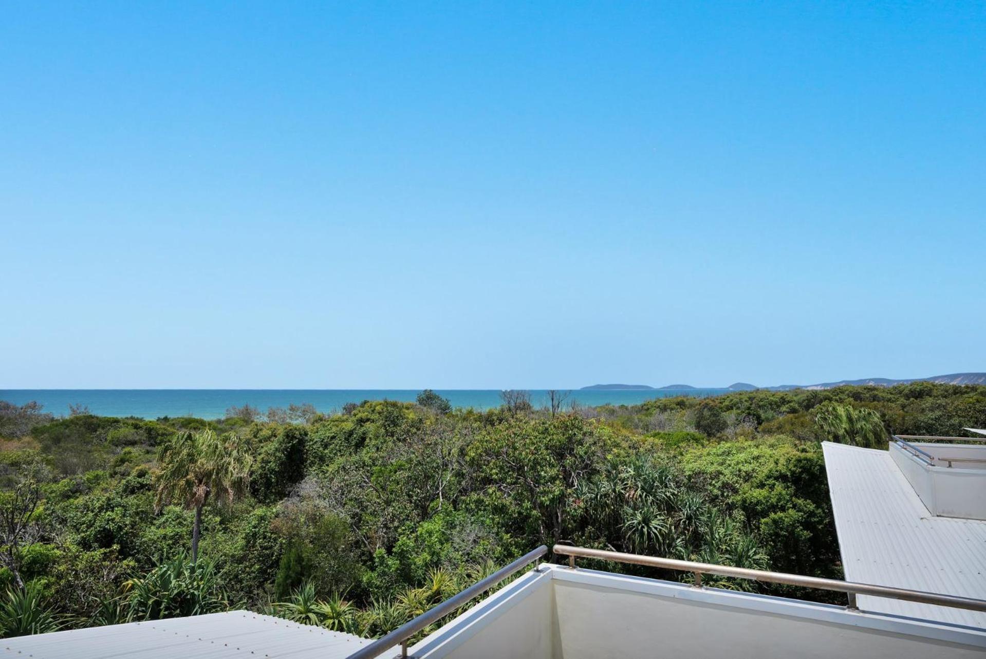 Surfside Beach House 23 Rainbow Shores Aircon Walk To Beach Pool