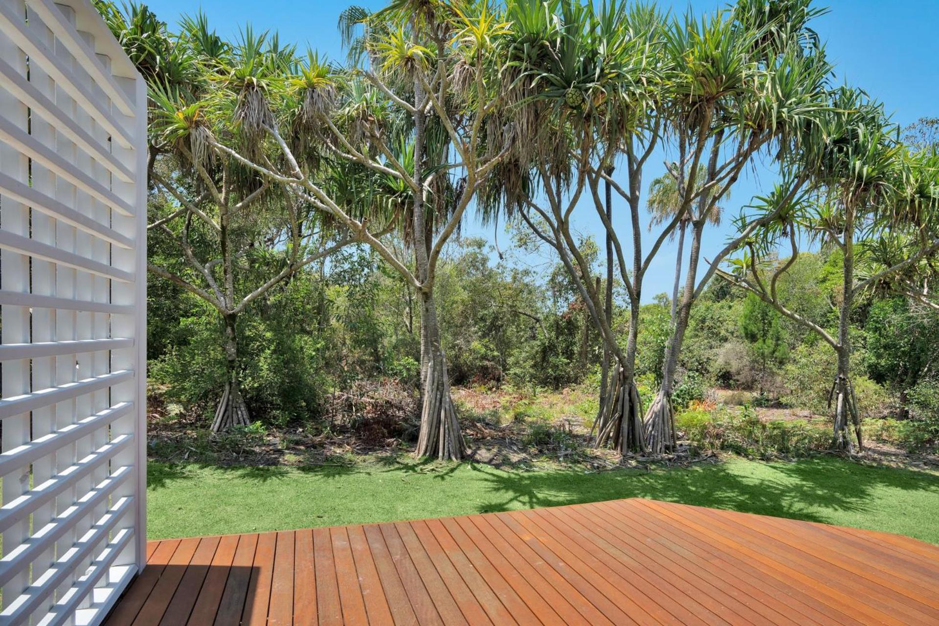 Surfside Beach House 23 Rainbow Shores Aircon Walk To Beach Pool