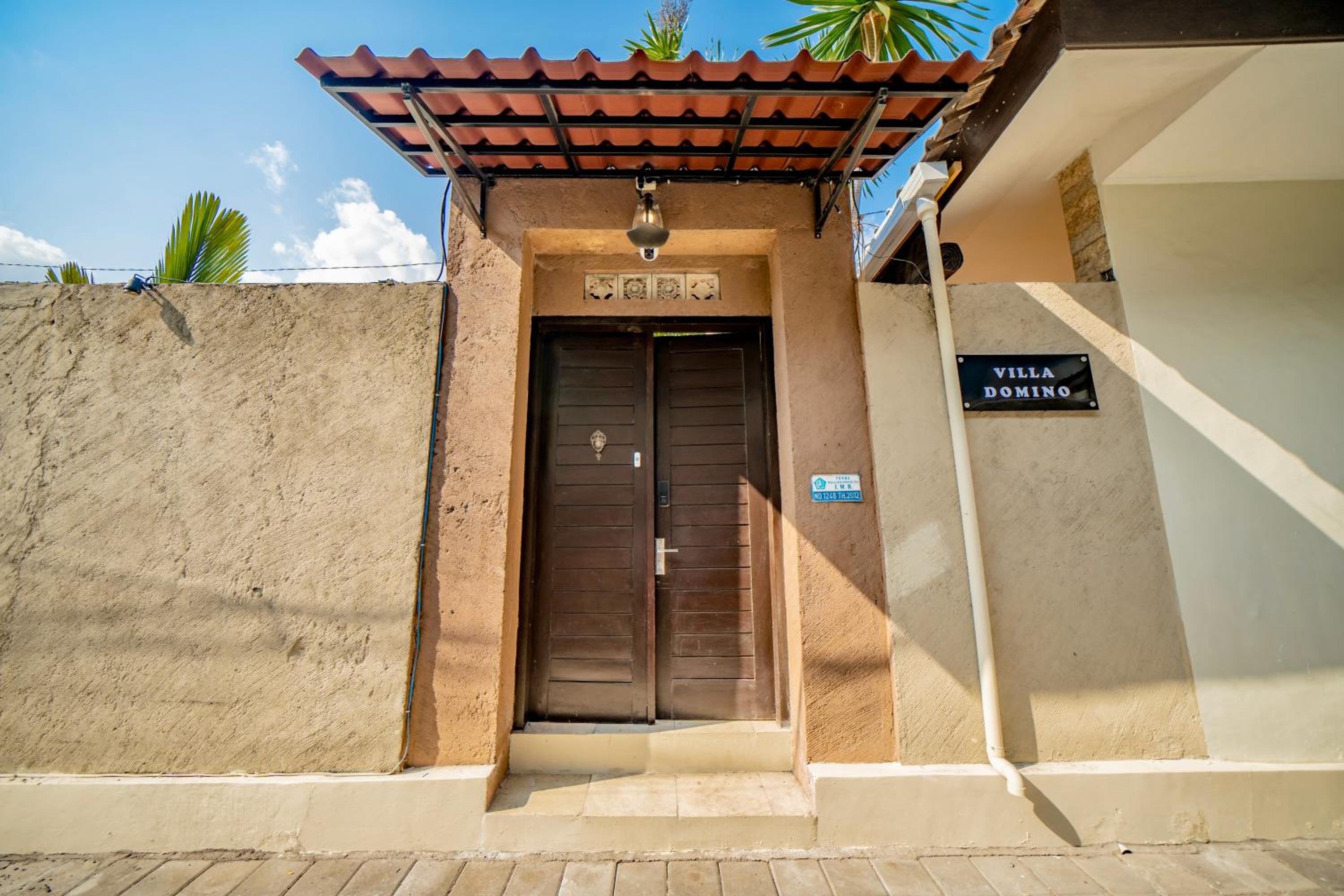Villa Domino - *NEW* Luxurious 2BR w/ Pool @Central Seminyak view 3