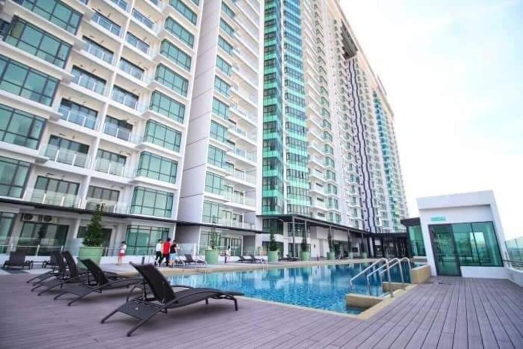 One Residence KL - Near Bukit Bindang TRX IKEA MYtown Sunway Velovity Mall