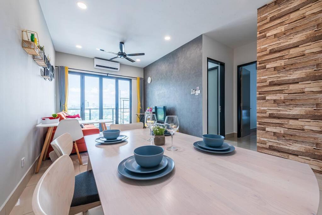 One Residence KL - Near Bukit Bindang TRX IKEA MYtown Sunway Velovity Mall