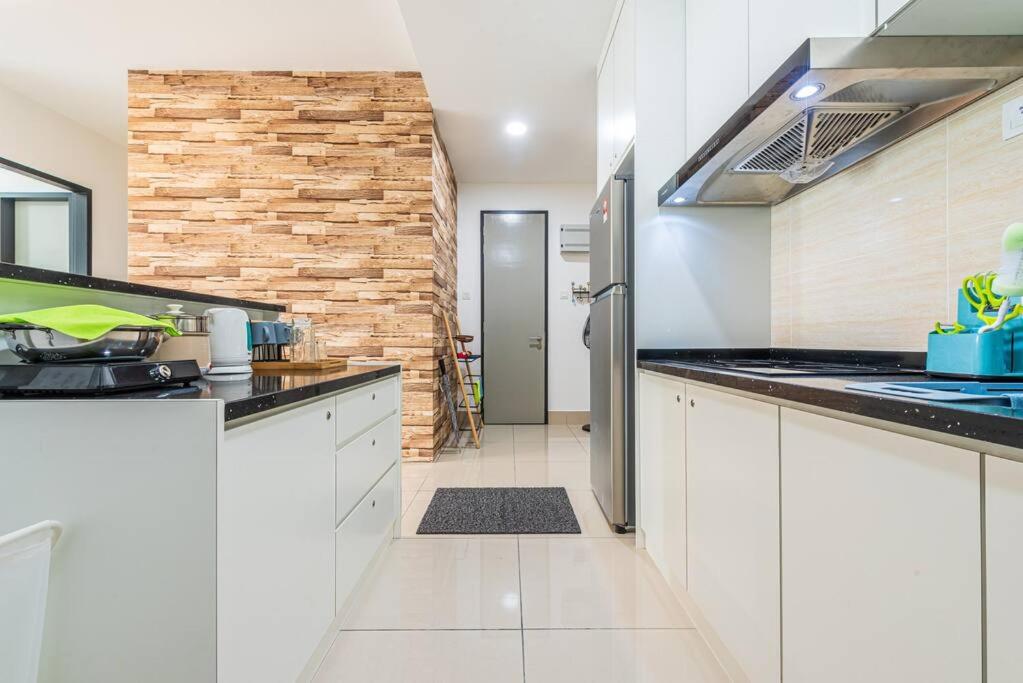 One Residence KL - Near Bukit Bindang TRX IKEA MYtown Sunway Velovity Mall