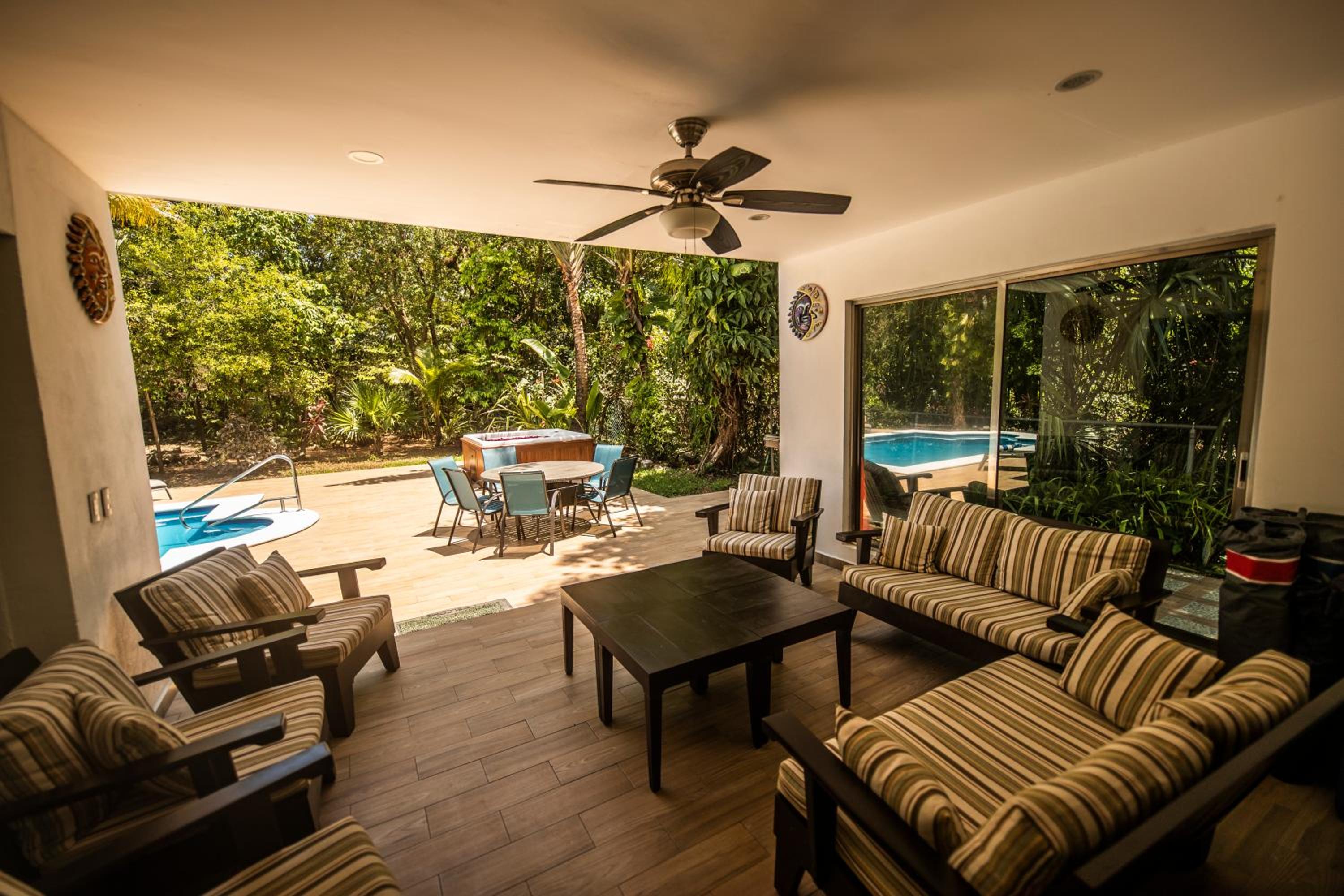 Villa Beach Adventure Relax Holiday Private Pool BBQ Maid Service Golf view 3
