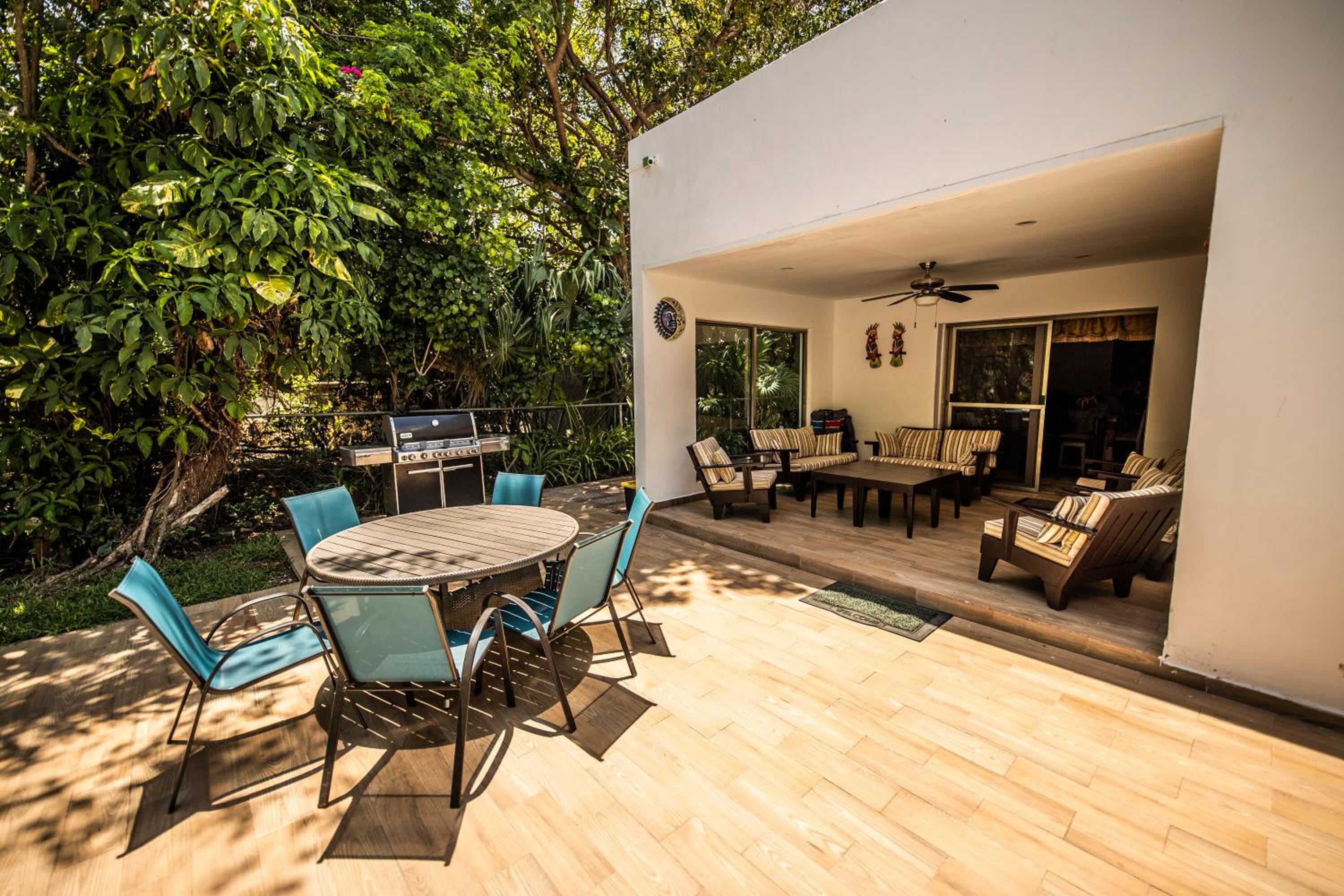 Villa Beach Adventure Relax Holiday Private Pool BBQ Maid Service Golf view 5