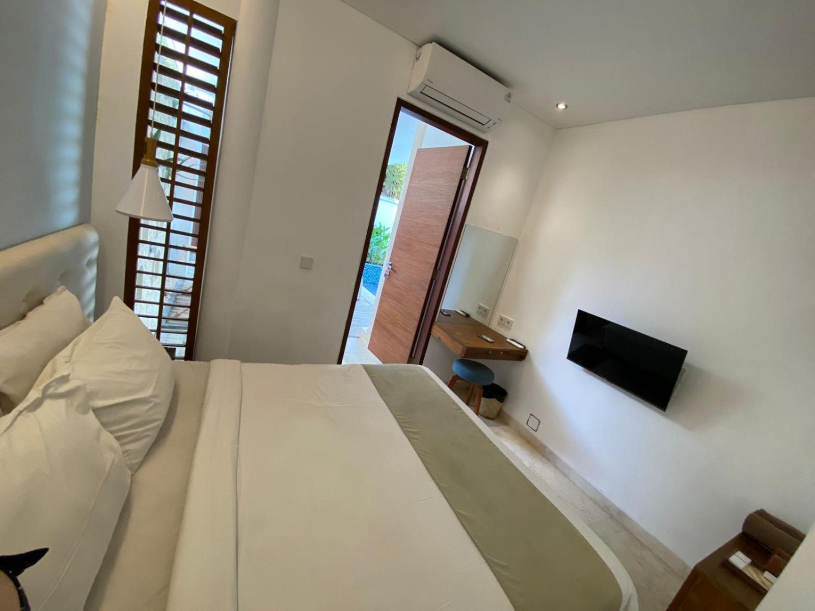 Beautiful Bali Villas - 6 mins walk to the beach