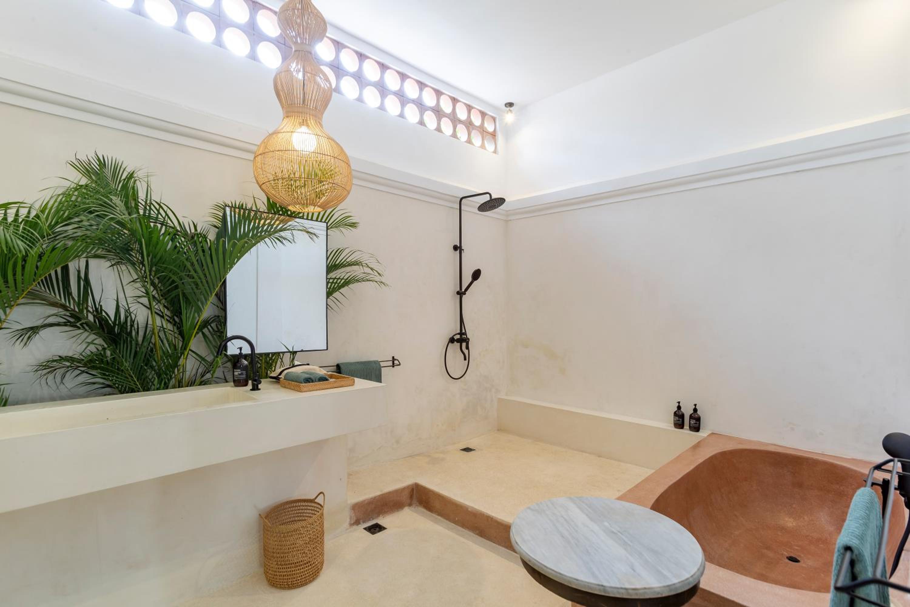 Photo 35