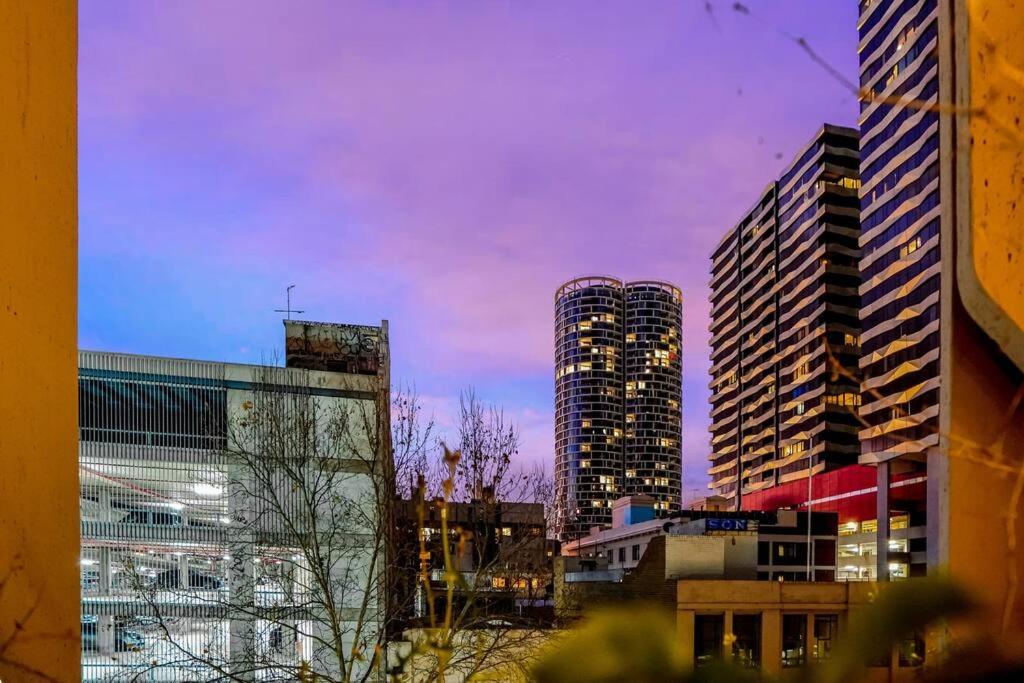 Delicated Loft in Central 2Bed 2.5Bath 2Carpark