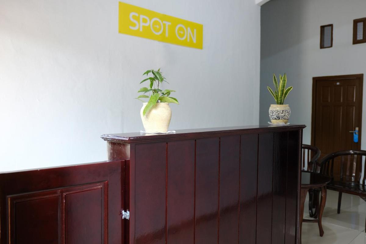 hotel reception