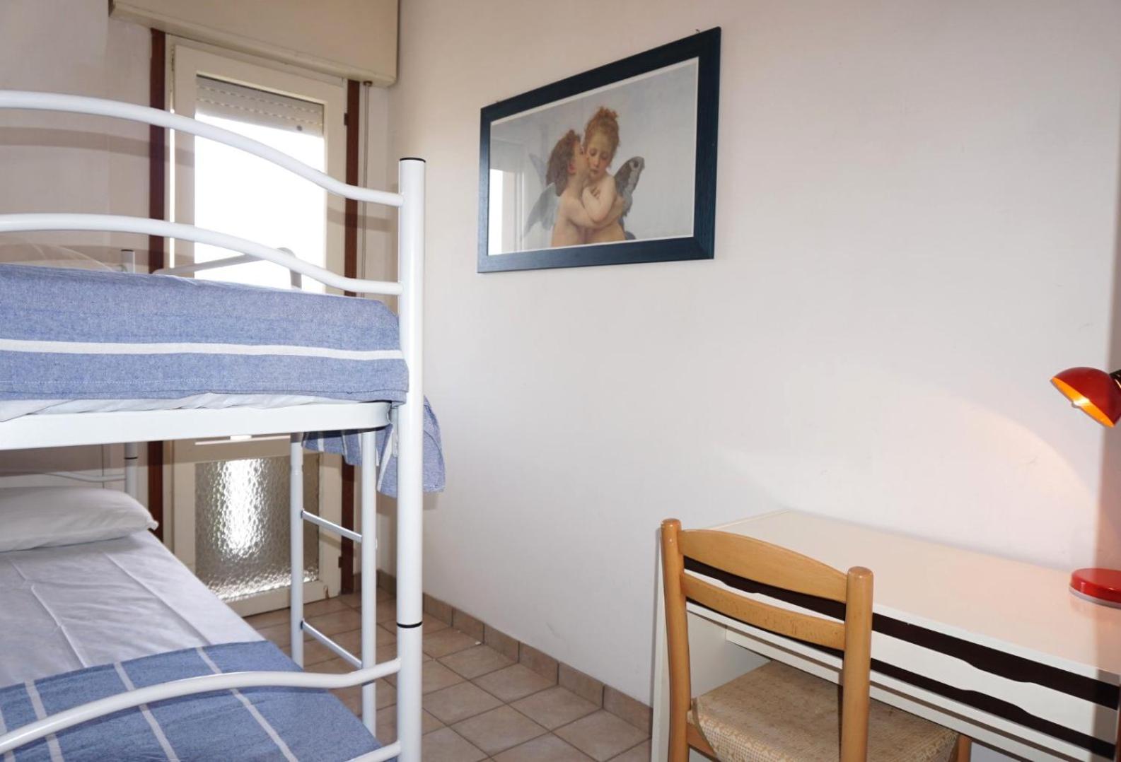 Relax in our seaview flat