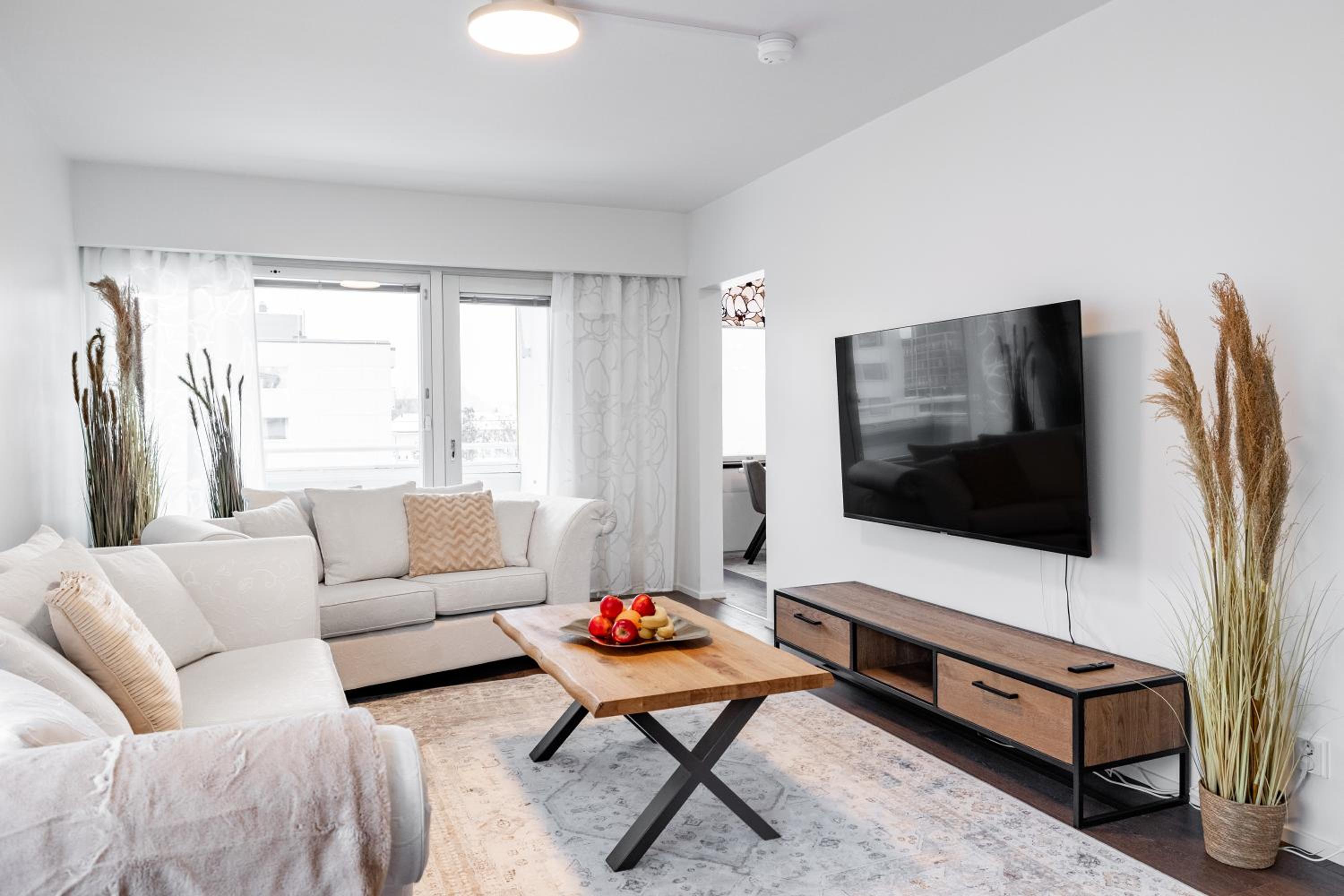 City Holiday Apartments 3 view 2