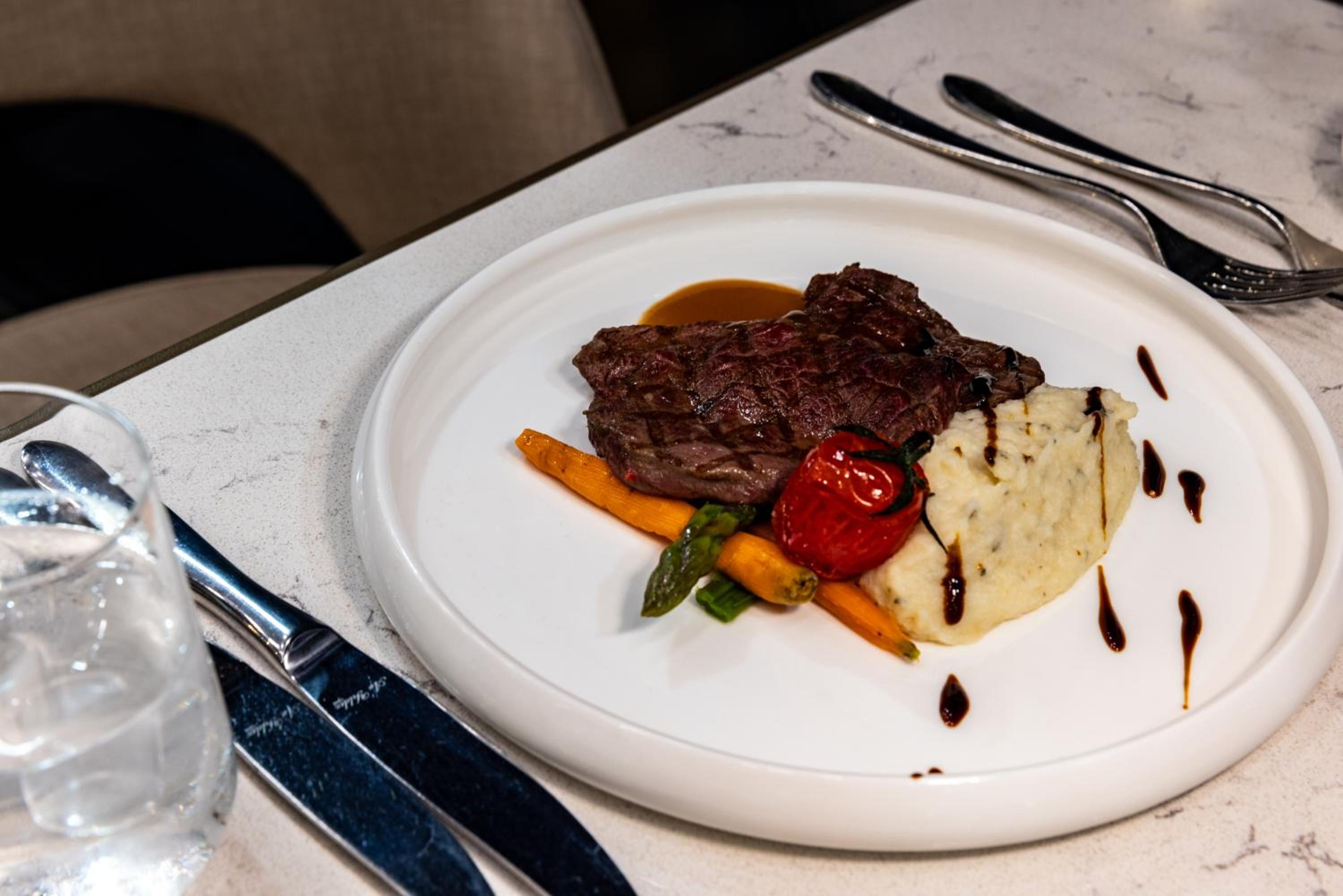 Clarion Otel Golden Horn - Image 181