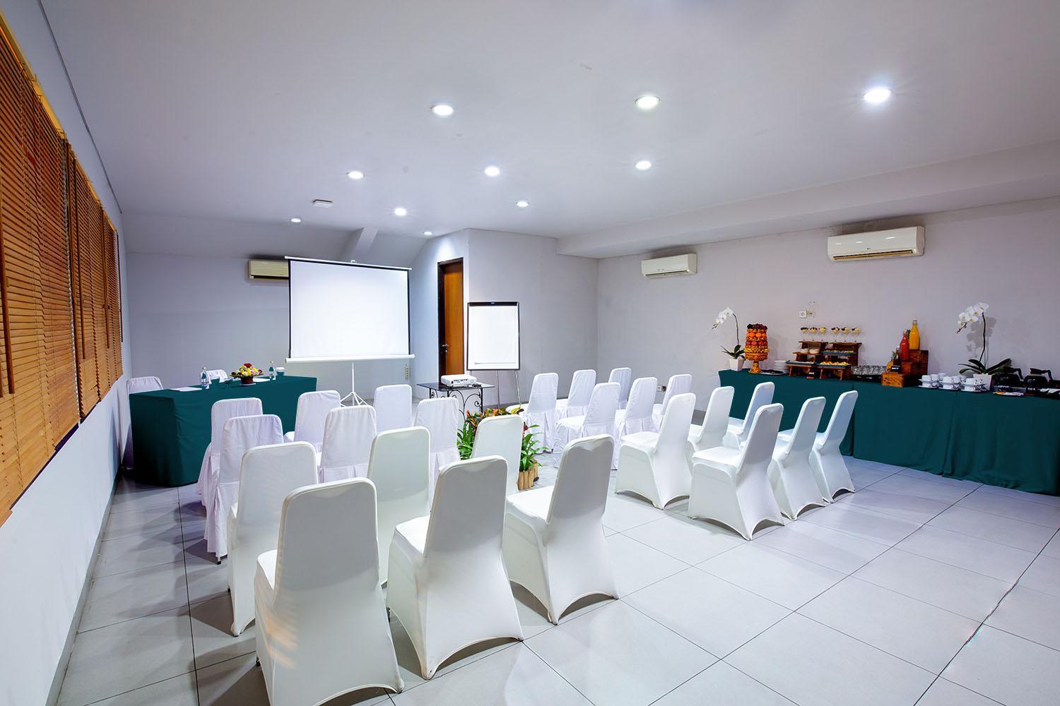 THE 1O1 Bali Oasis Sanur
