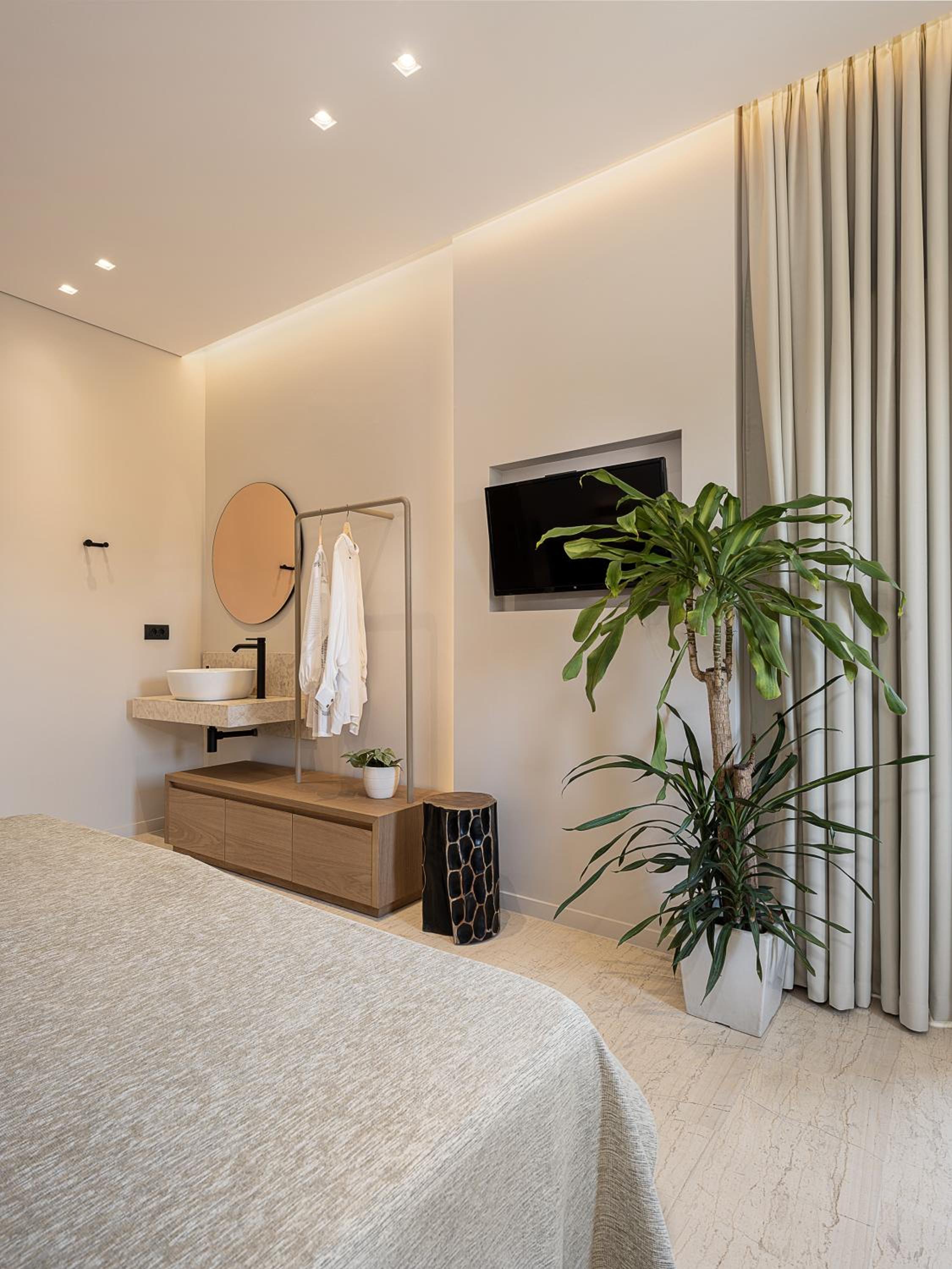 Esperides Beach Hotel Apartments