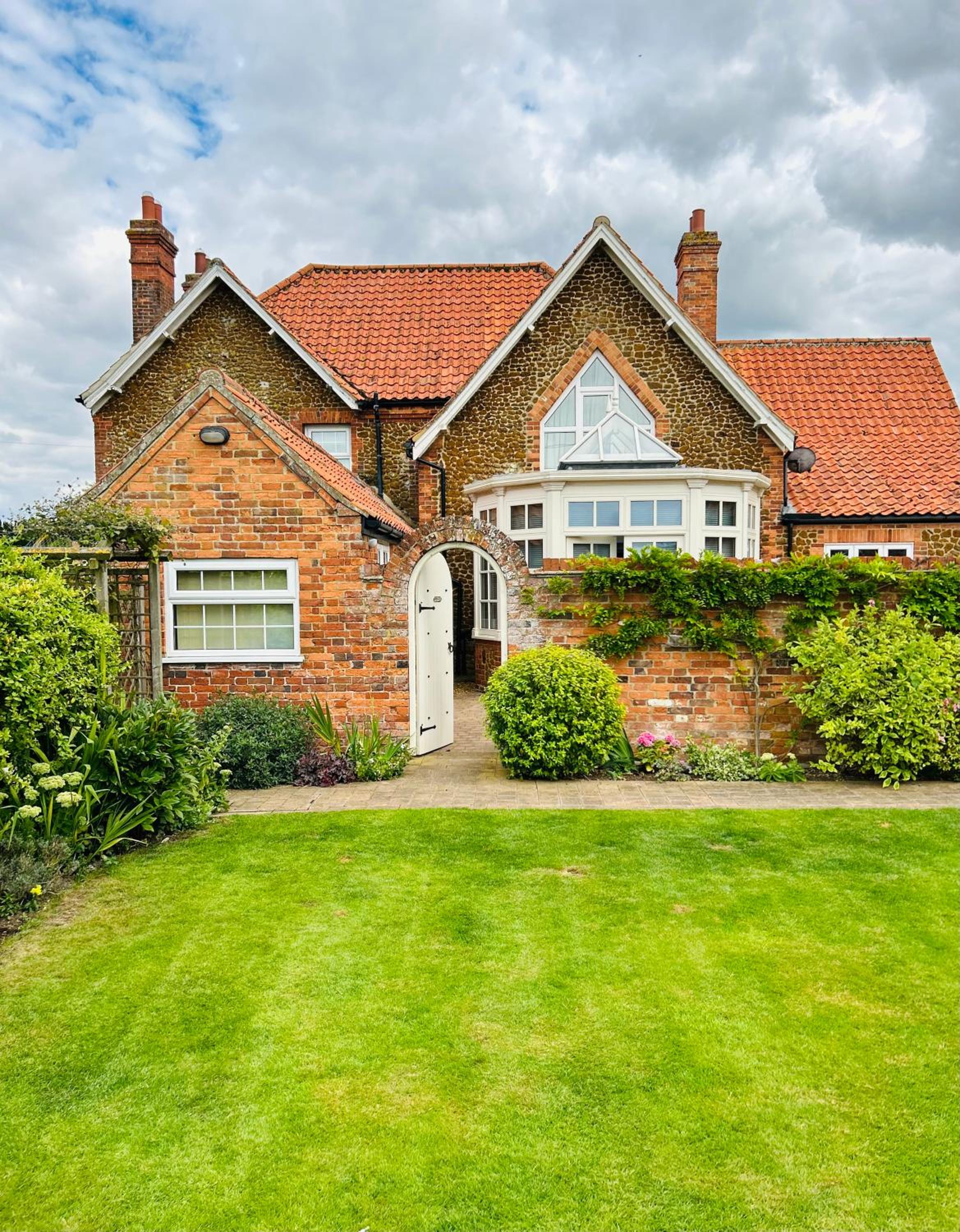 Kings Lynn Vacations - School Cottage Shernborne Sandringham Estate - Property Image 11