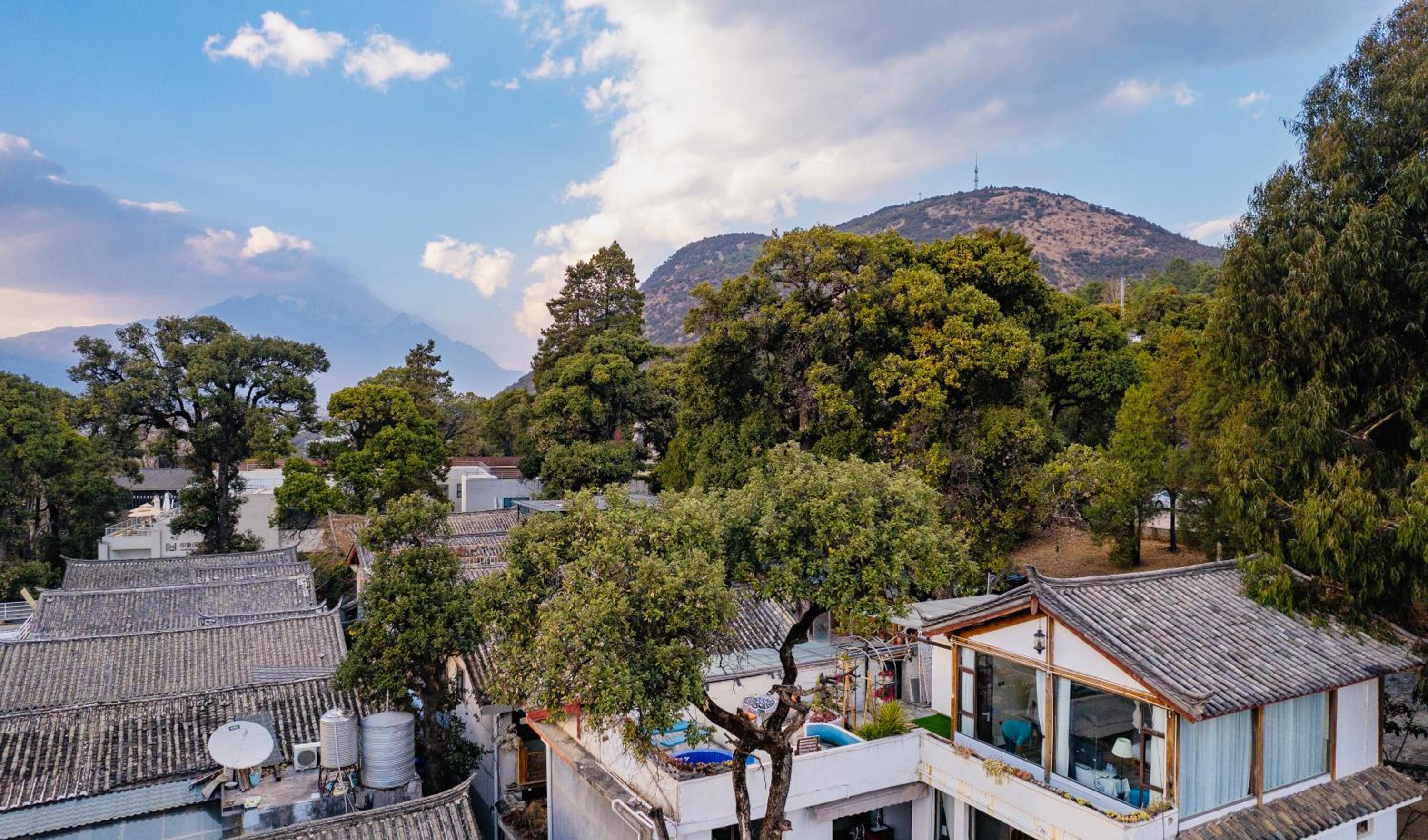 Lijiang Yimanshiguang 丽江逸慢拾光