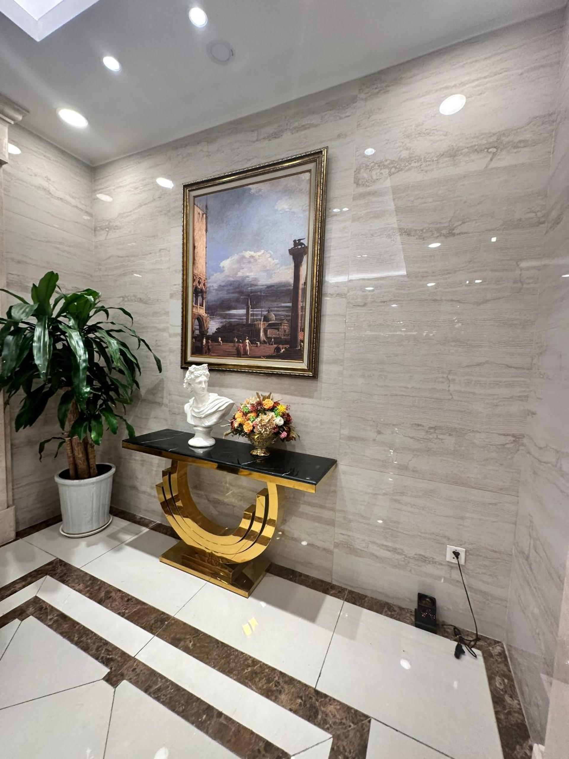 Paradise Home Royal City