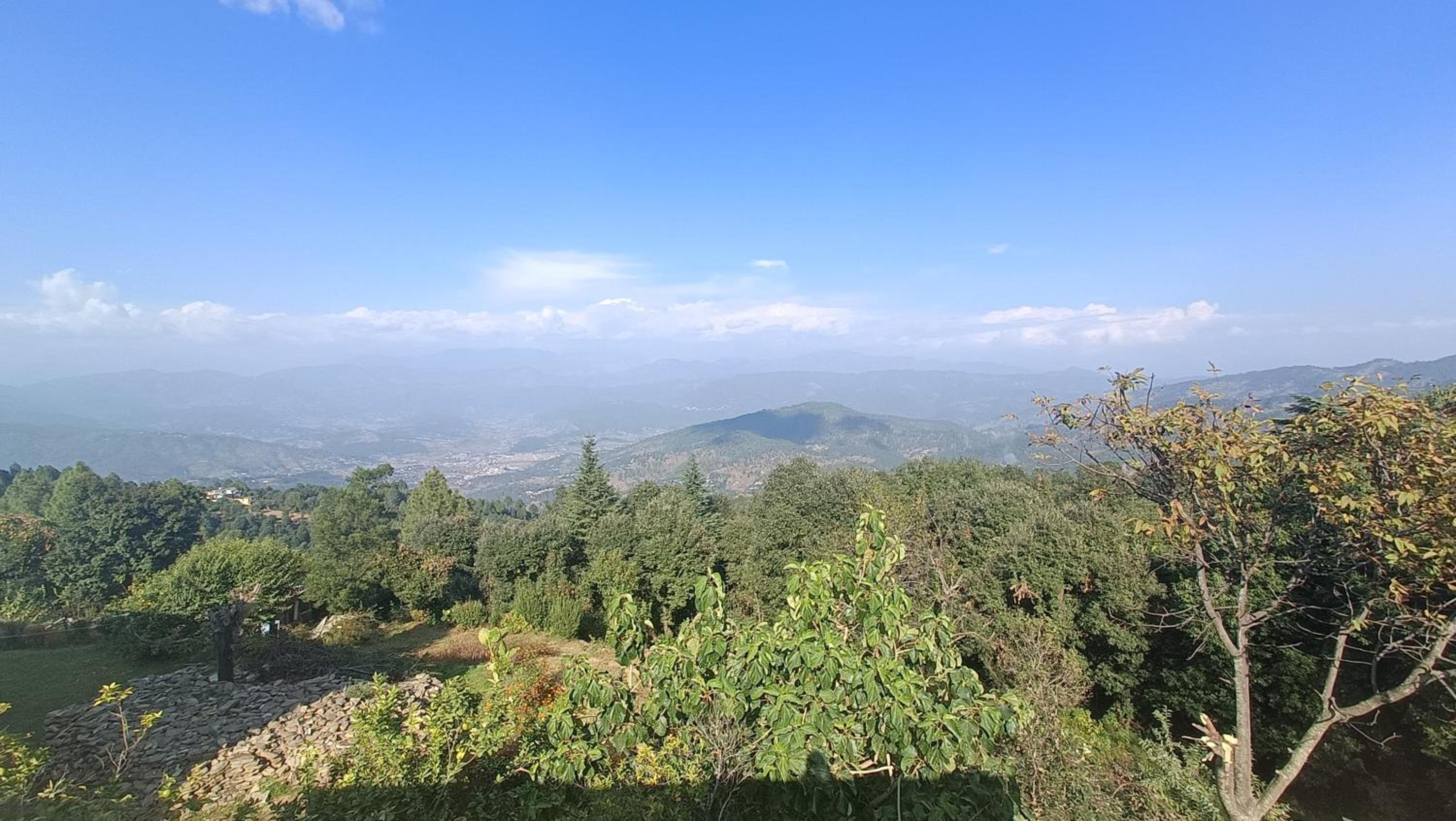 Vinayak Homestay Kausani view 4