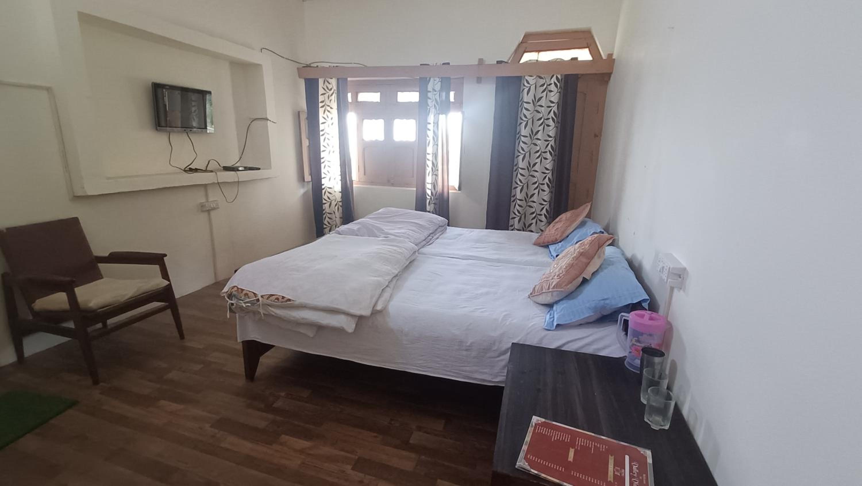Vinayak Homestay Kausani view 5